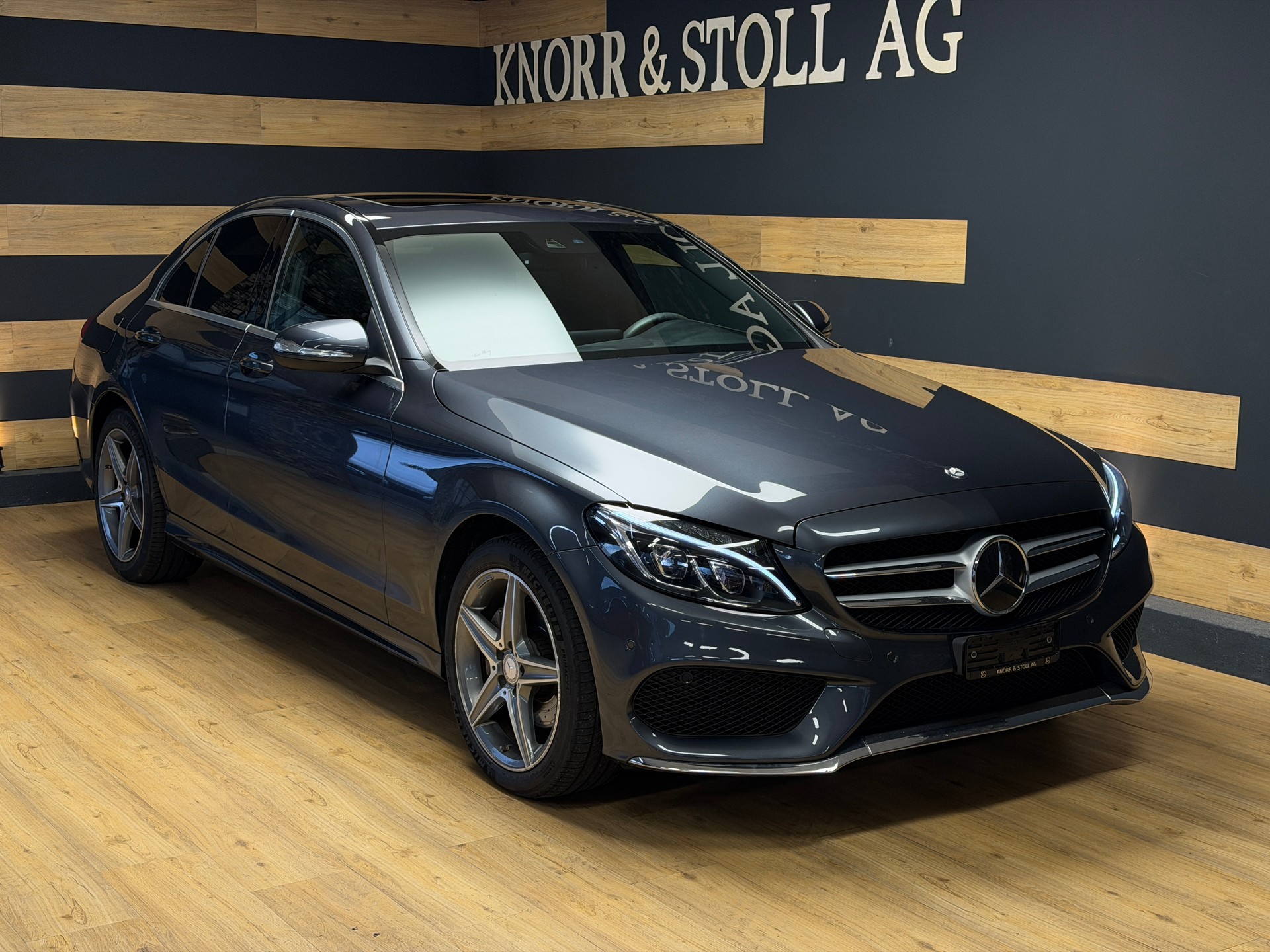 MERCEDES-BENZ C 200 Swiss Star Edition AMG Line 7G-Tronic-showroom-element-2