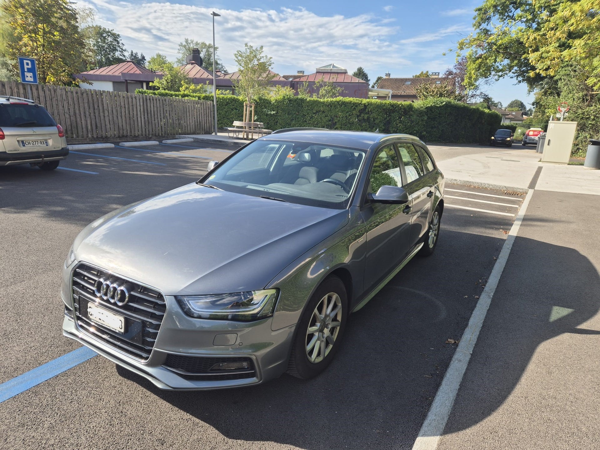 AUDI A4 Avant 2.0TDI ULTRA (190CV) S-Line-image-0