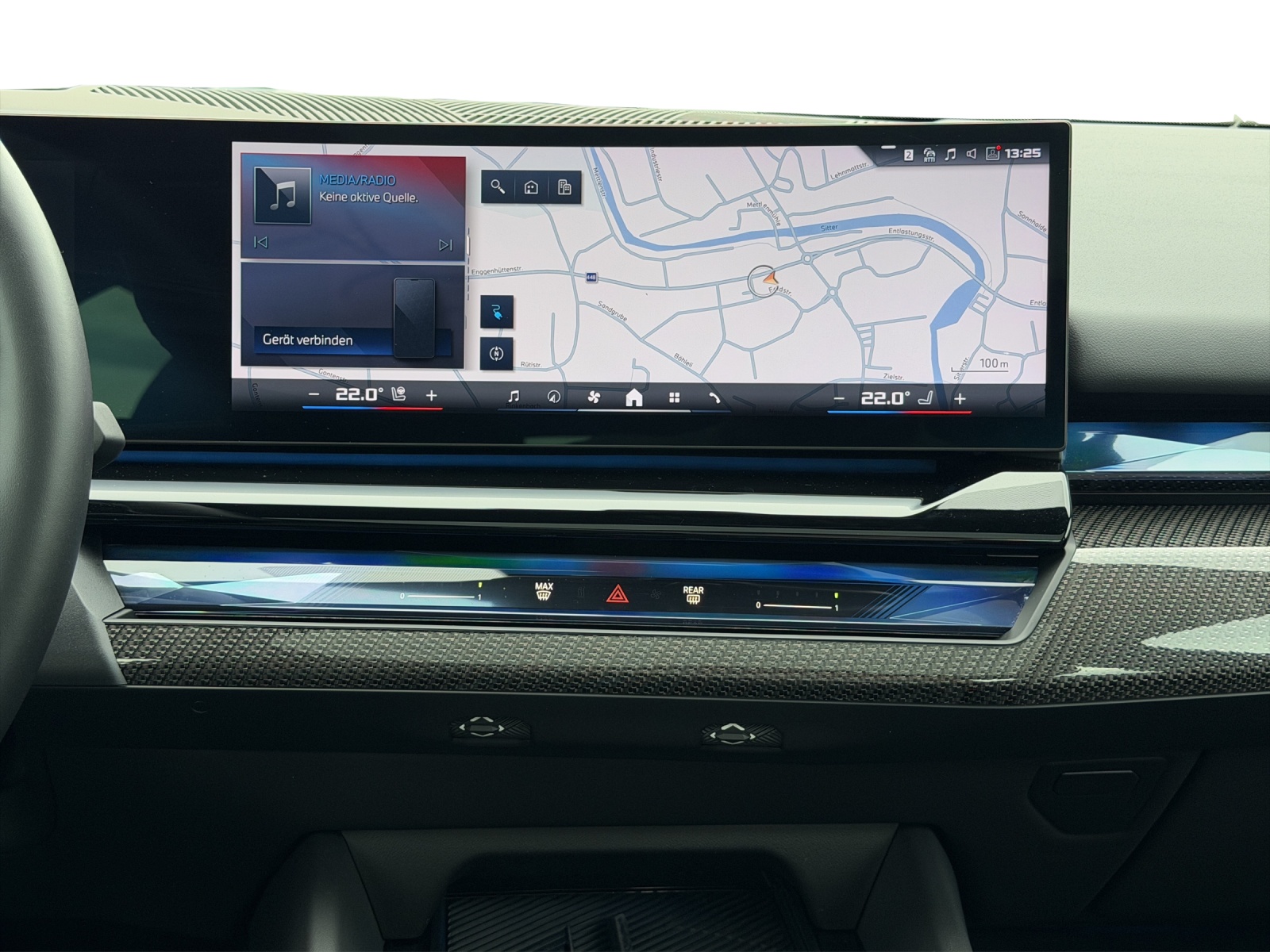 BMW i5 M60 xDrive M Sport Pro-image-13