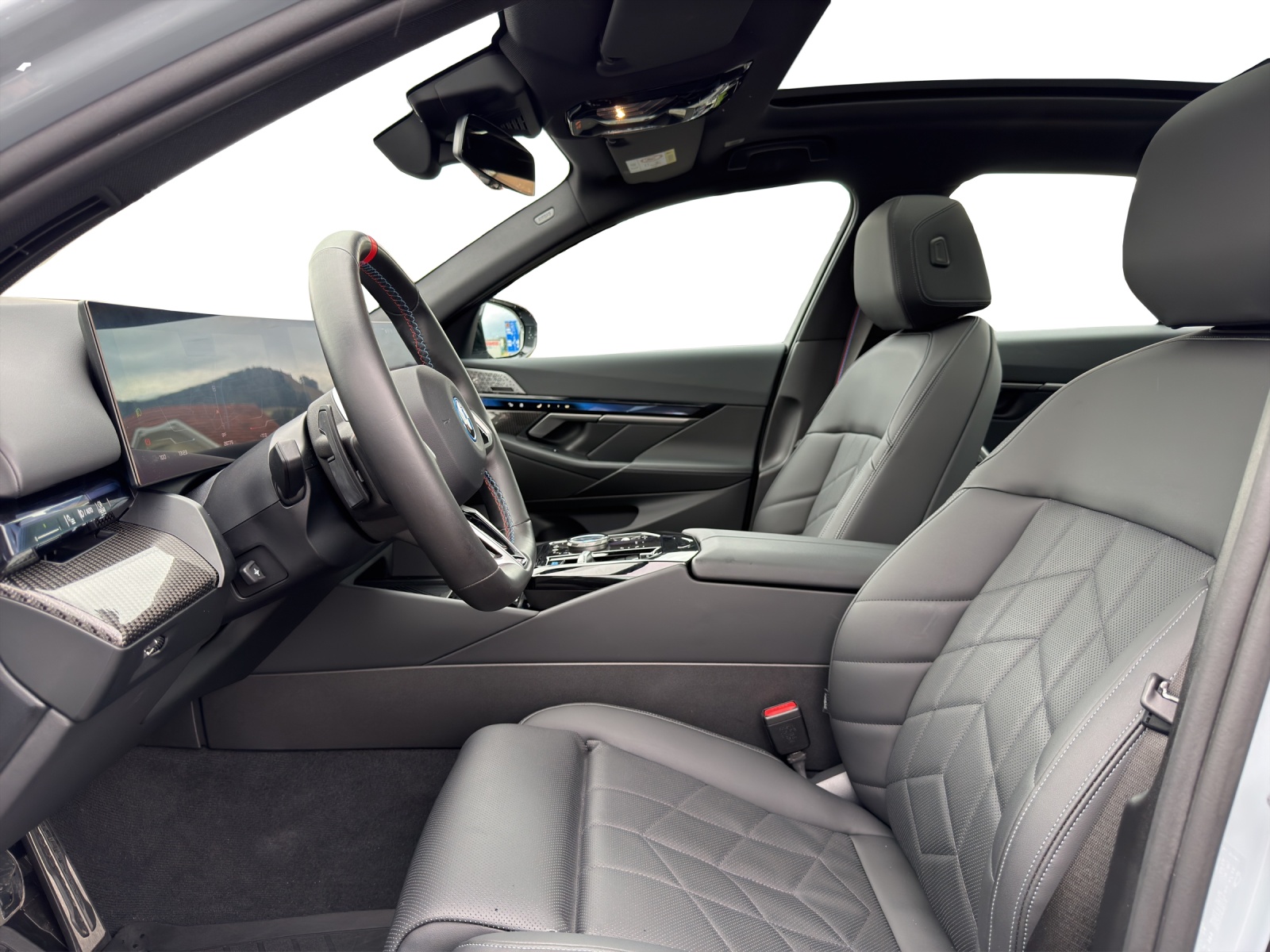 BMW i5 M60 xDrive M Sport Pro-image-8