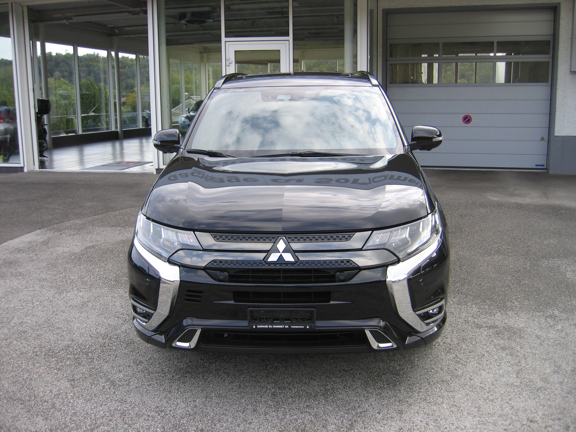 MITSUBISHI Outlander 2.4 PHEV Diamond S-Edition 4WD Automatic