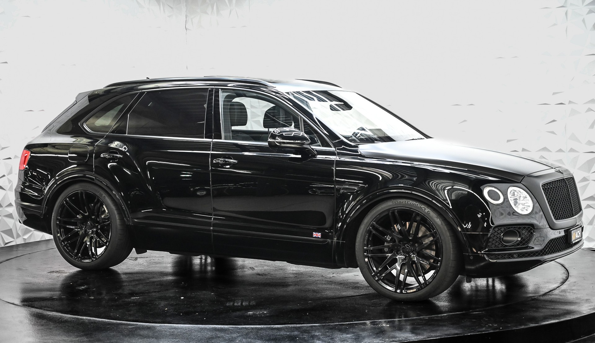 BENTLEY Bentayga 6.0 W12-image-11