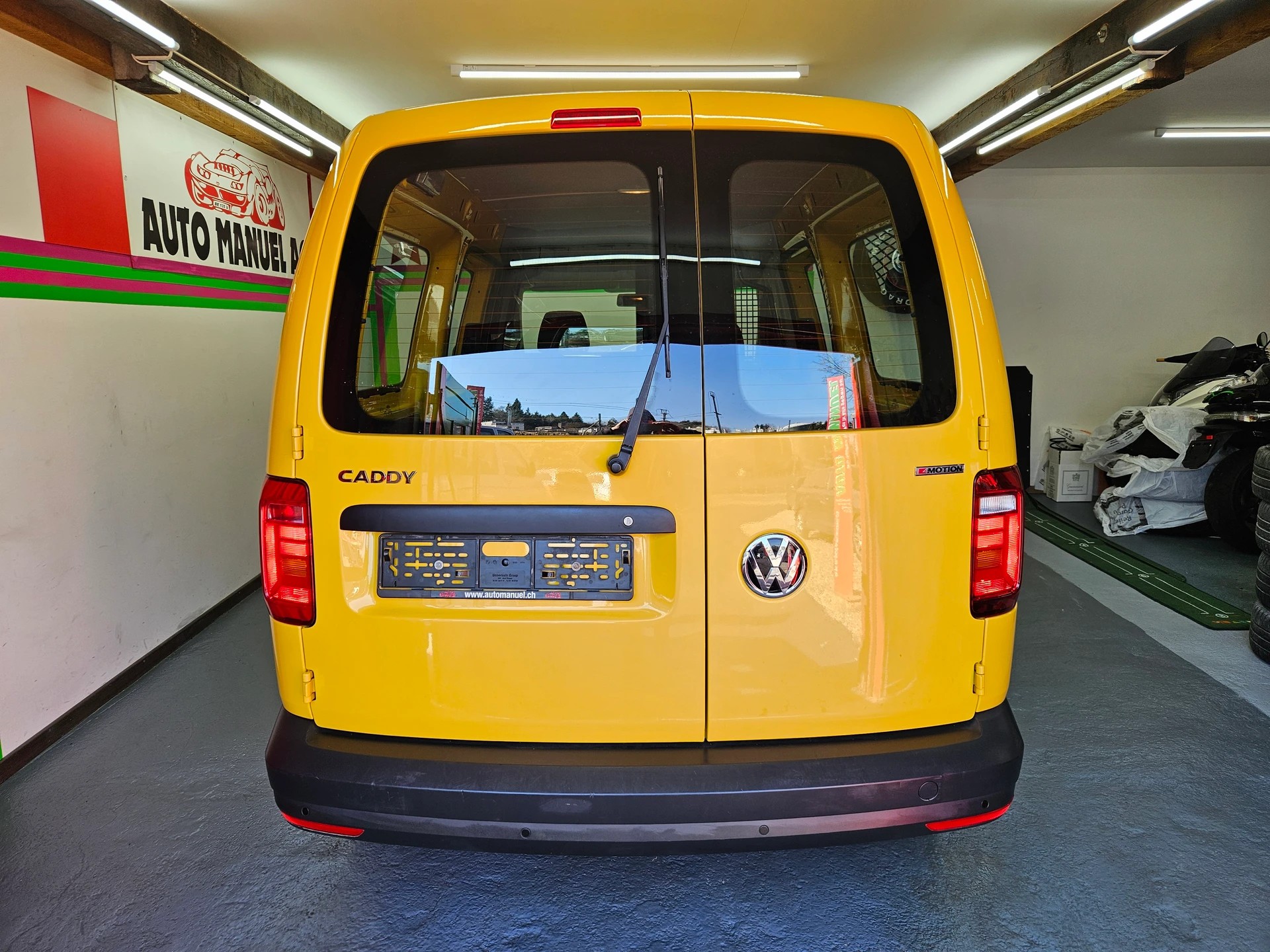 VW Caddy Maxi 2.0TDI 4Motion-image-5
