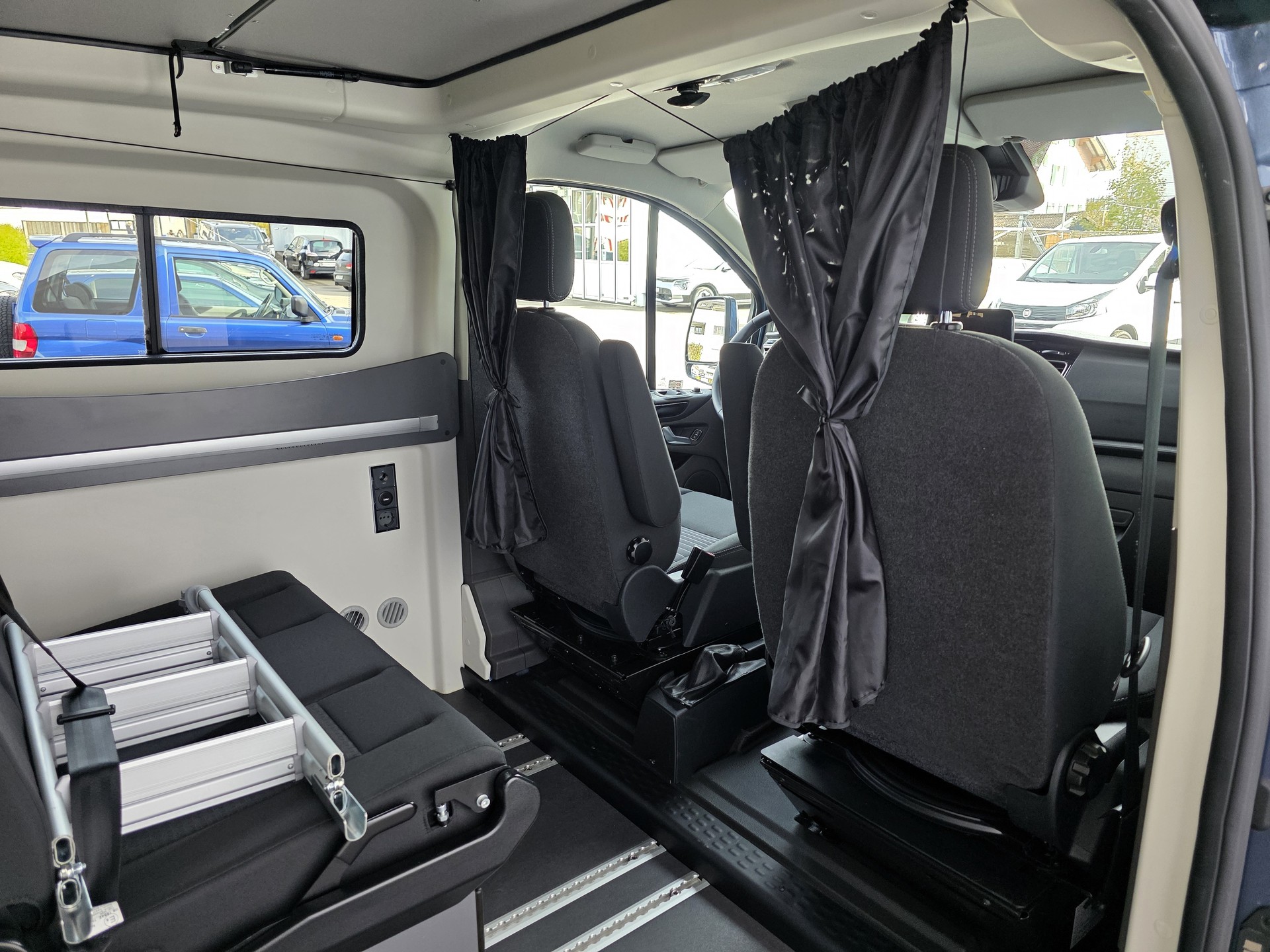 FORD Transit Custom Van 320 L2H1 Trend A KARMAN MOBIL-image-13
