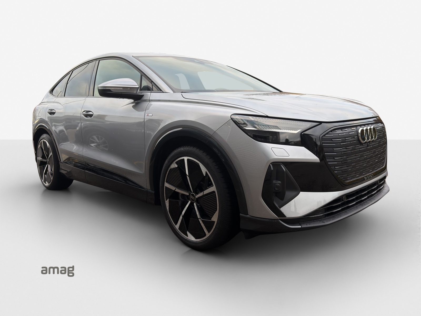 AUDI Q4 Sportback e-tron 50 quattro-image-5