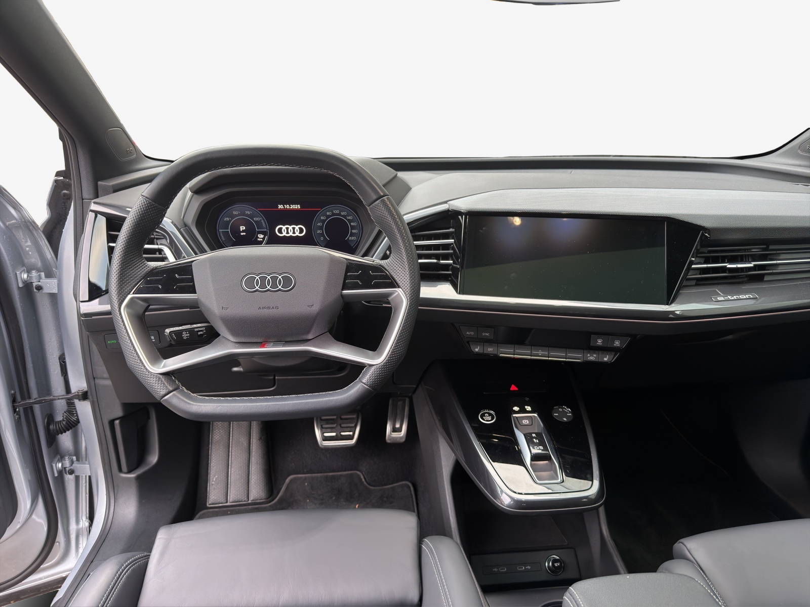 AUDI Q4 Sportback e-tron 50 quattro-image-8