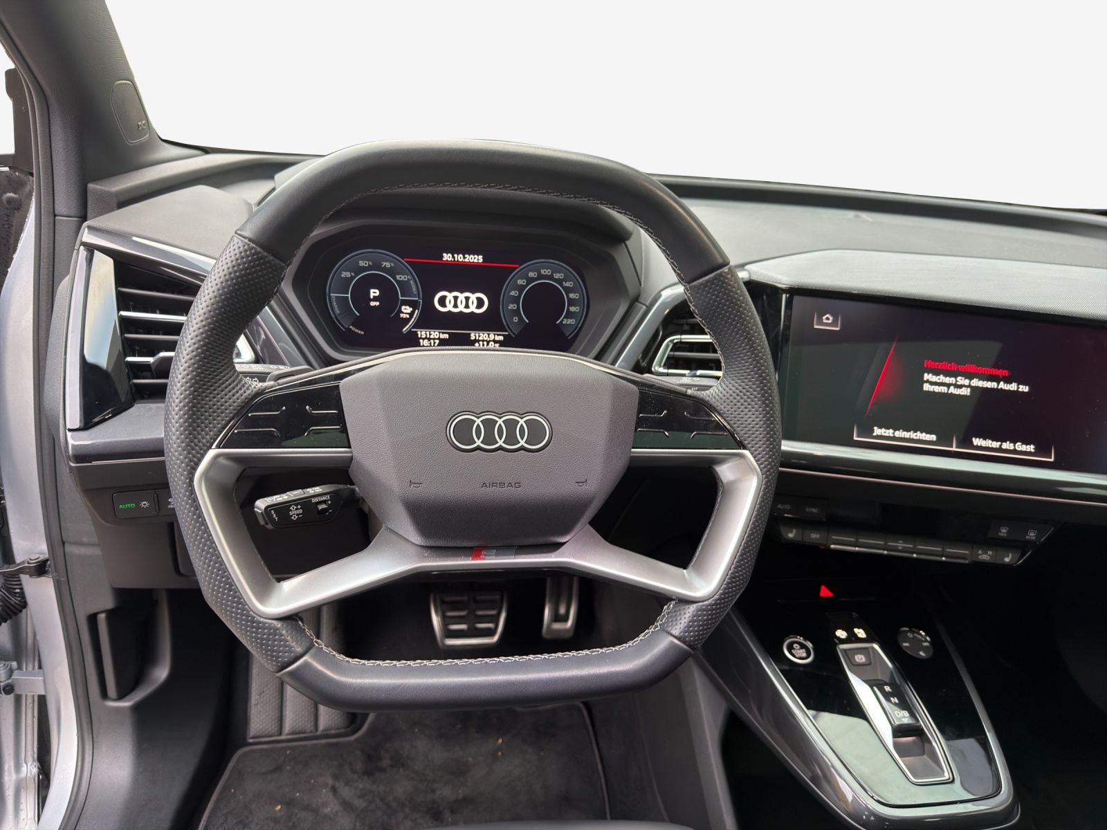 AUDI Q4 Sportback e-tron 50 quattro-image-9