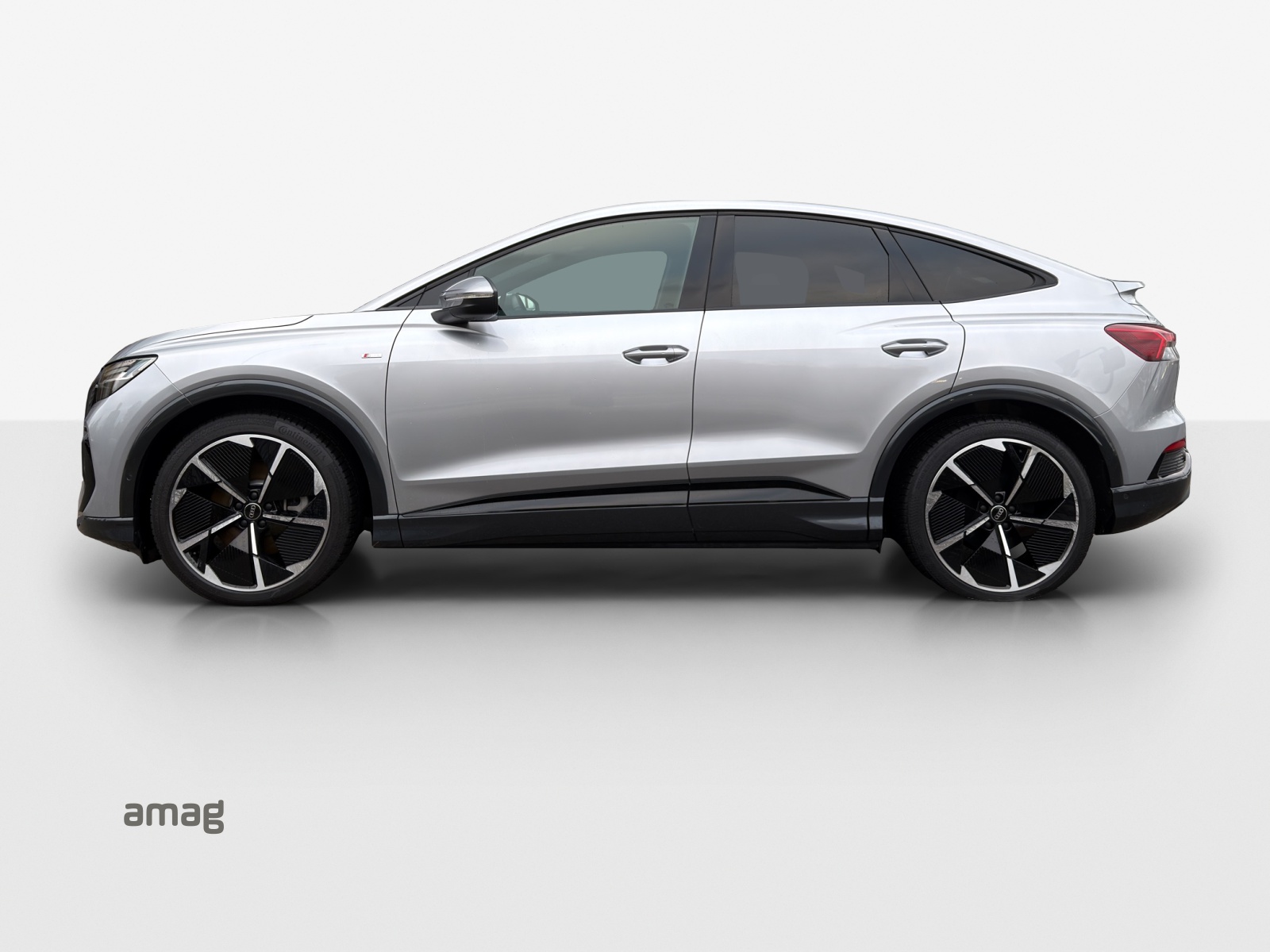 AUDI Q4 Sportback e-tron 50 quattro-image-1