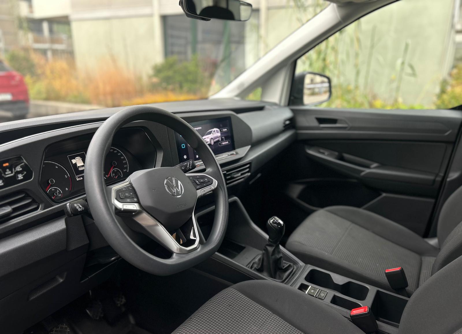 VW Caddy 2.0 TDI-image-8
