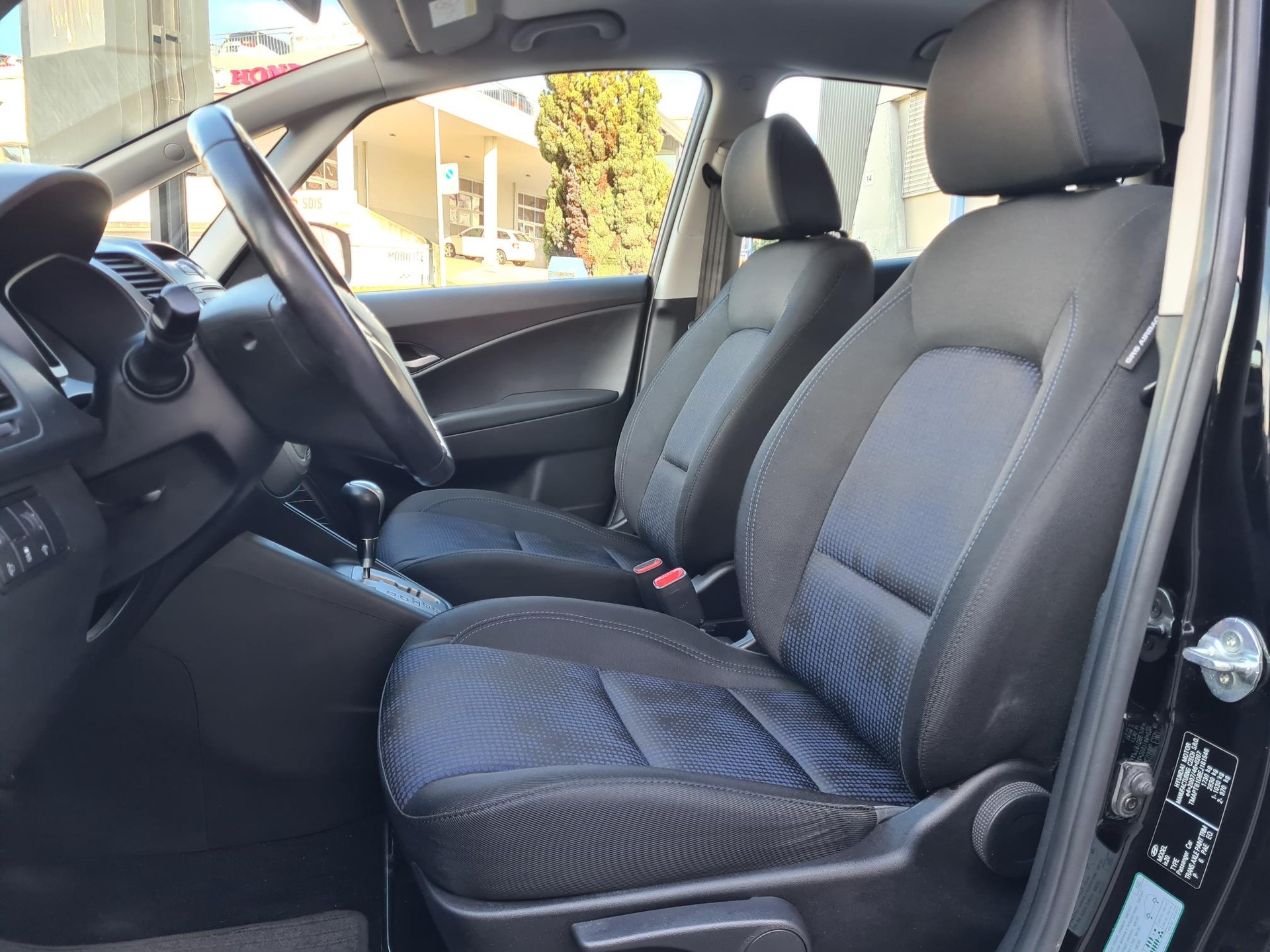 HYUNDAI iX20 1.6 Style Automatique-image-7