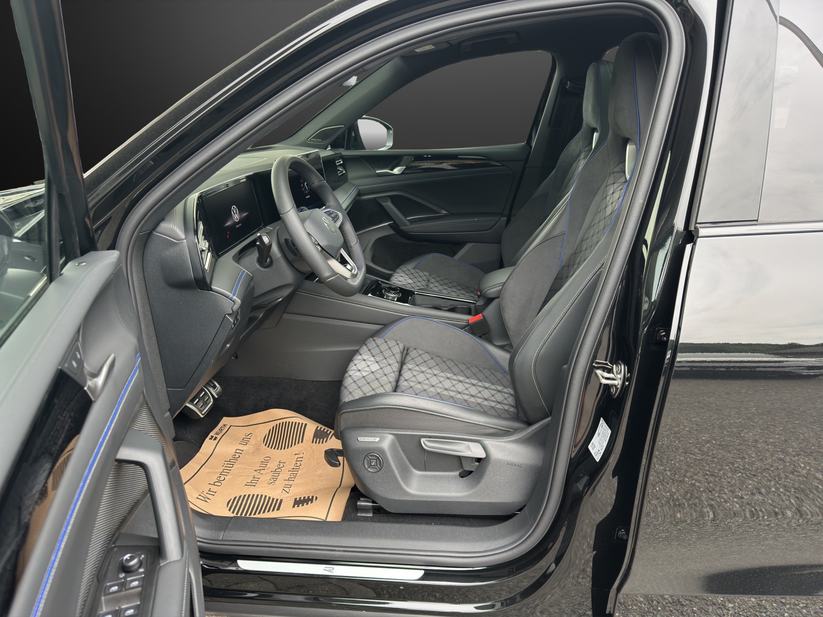 VW Tiguan 2.0 TDI SCR R-Line 4Motion DSG-image-7