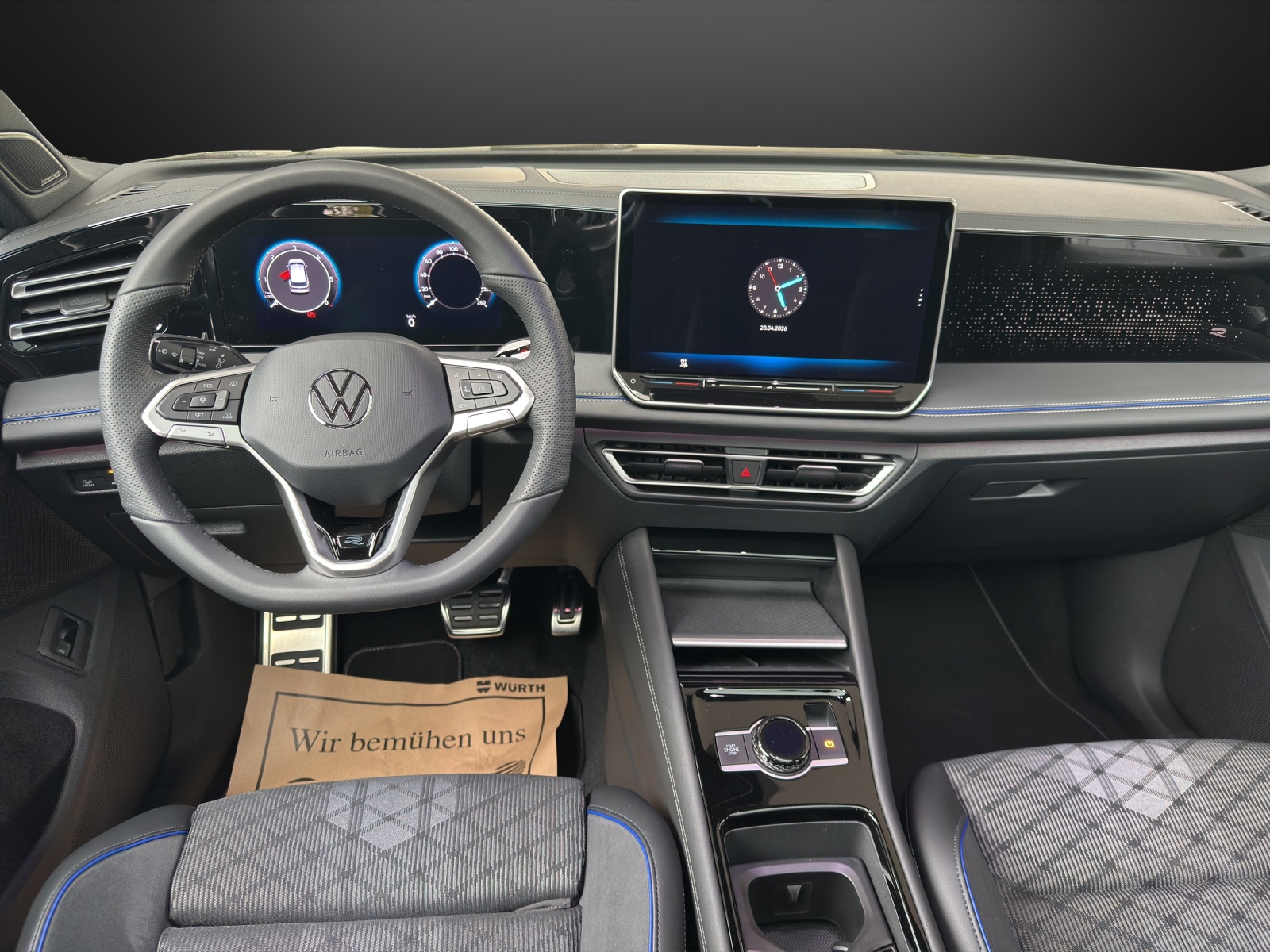 VW Tiguan 2.0 TDI SCR R-Line 4Motion DSG-image-9