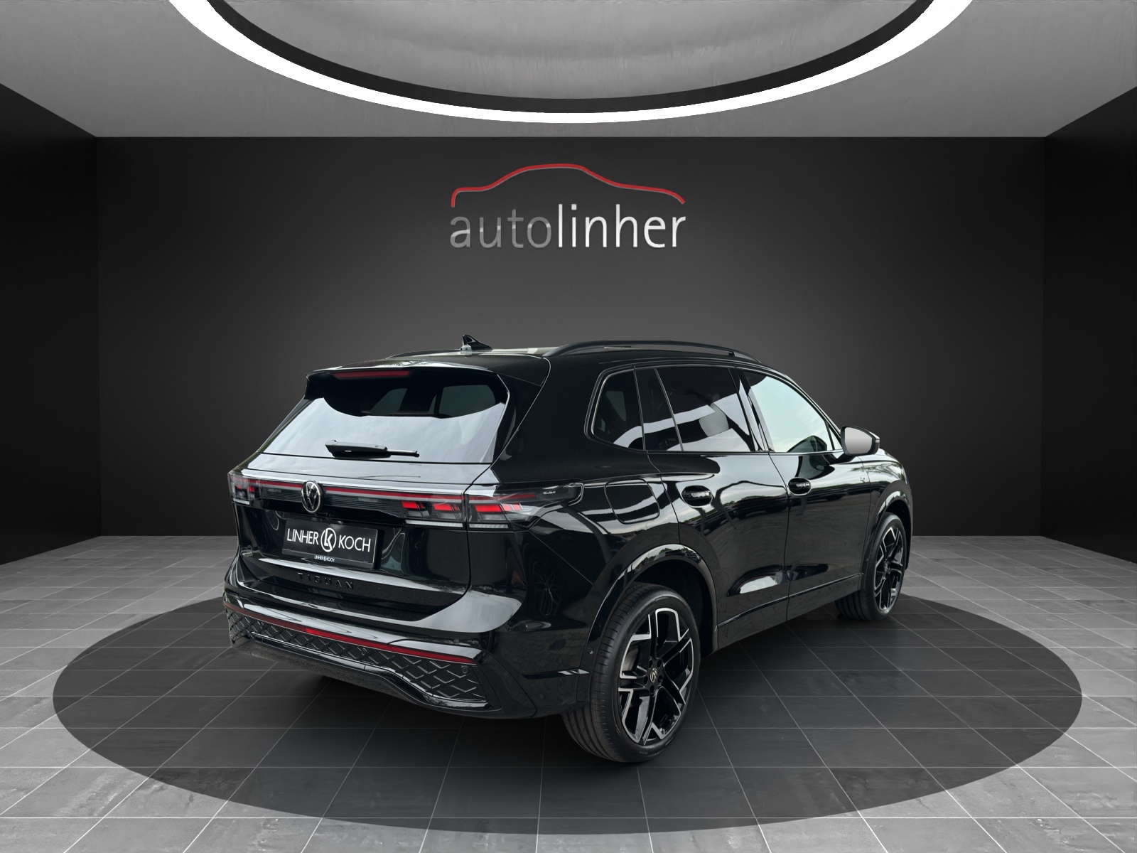 VW Tiguan 2.0 TDI SCR R-Line 4Motion DSG-image-4