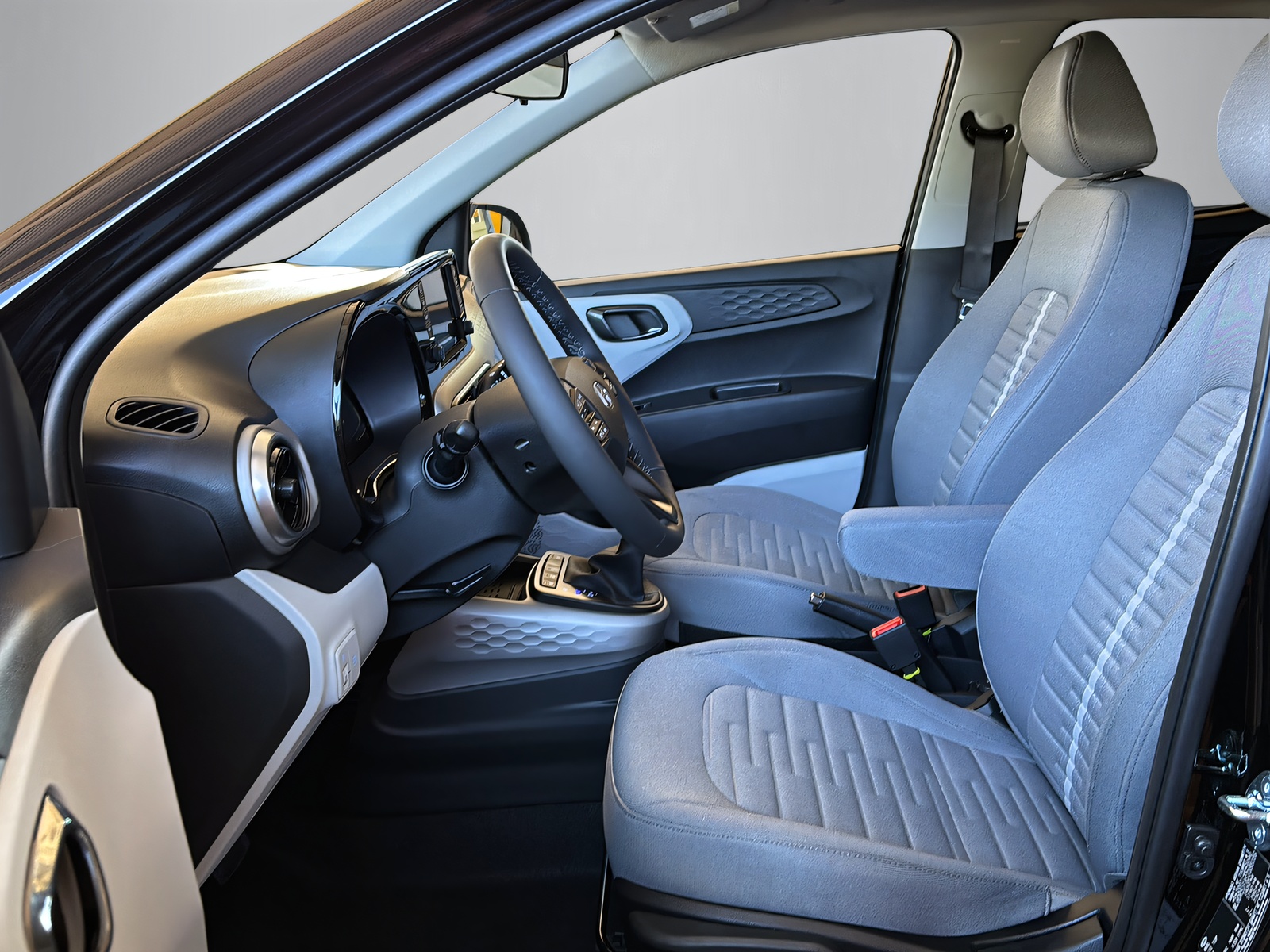 HYUNDAI i10 1.2 Vertex-image-10