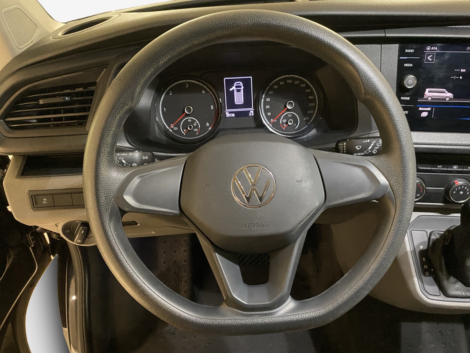 VW T6.1 2.0 TDI 4Motion DSG-image-9