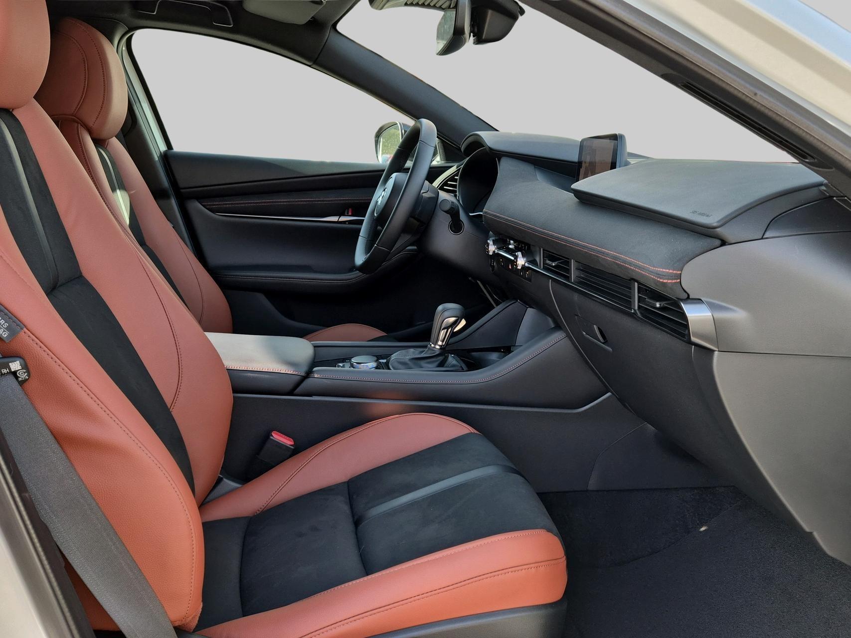 MAZDA 3 Hatchback SKYACTIV-X M Hybrid 186 Nagisa Automat-image-9
