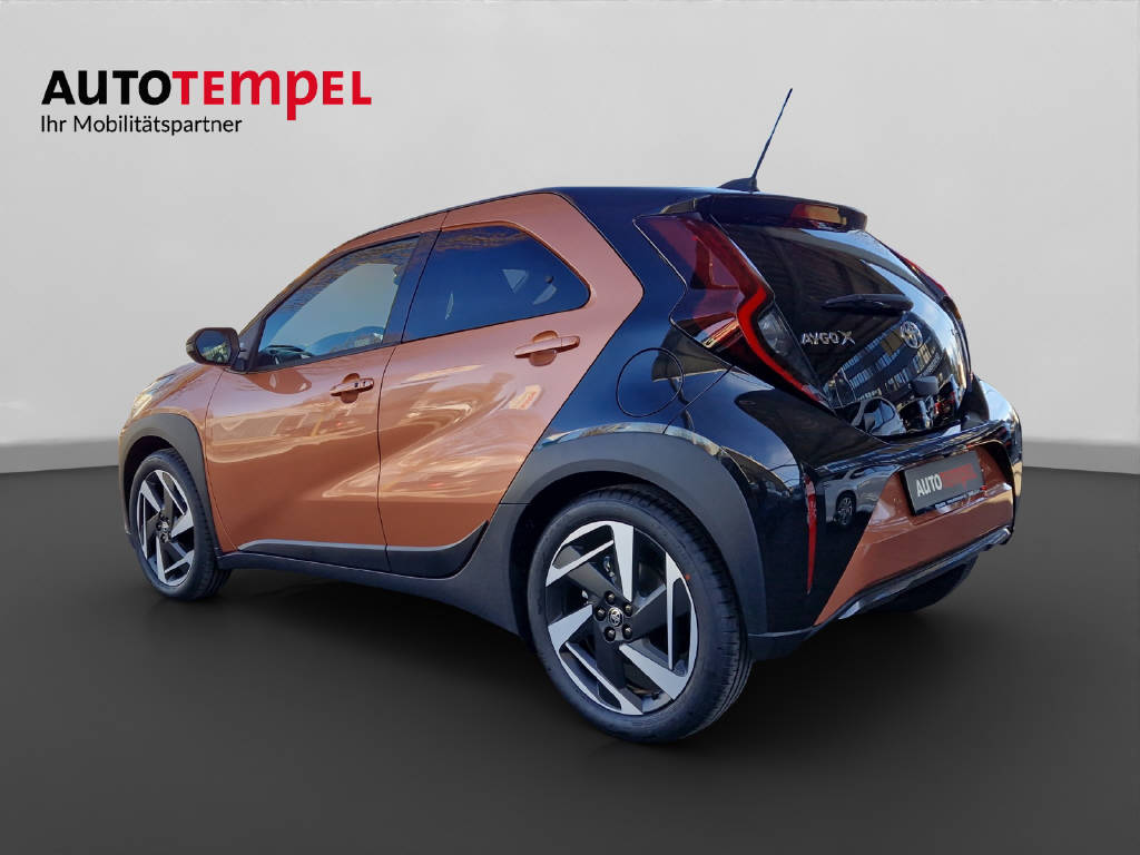 TOYOTA Aygo X 1.5 VVT-i HSD Style 48142/000-image-2