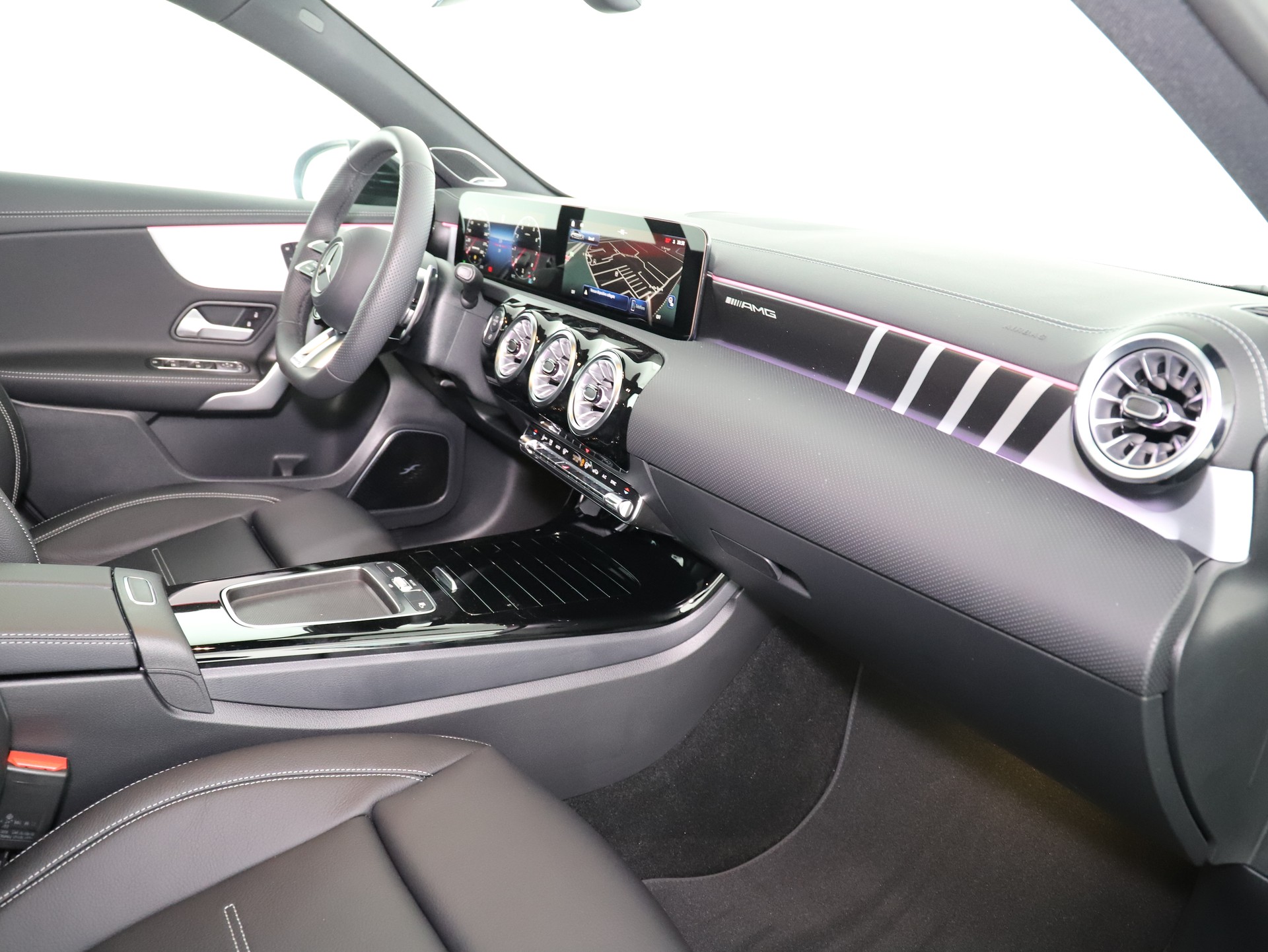 MERCEDES-BENZ A AMG 45 S 4Matic 8G-DCT-image-11