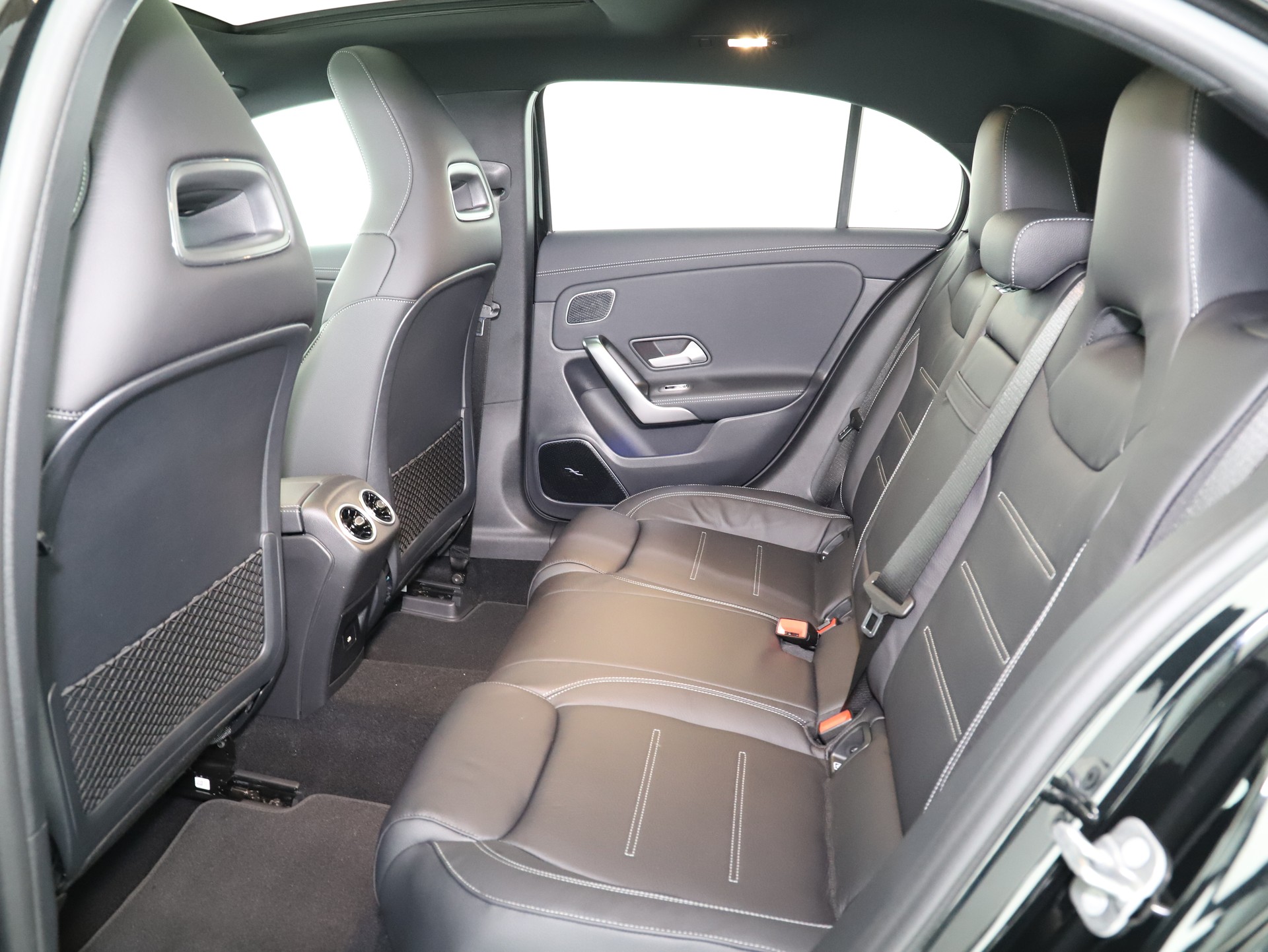 MERCEDES-BENZ A AMG 45 S 4Matic 8G-DCT-image-10