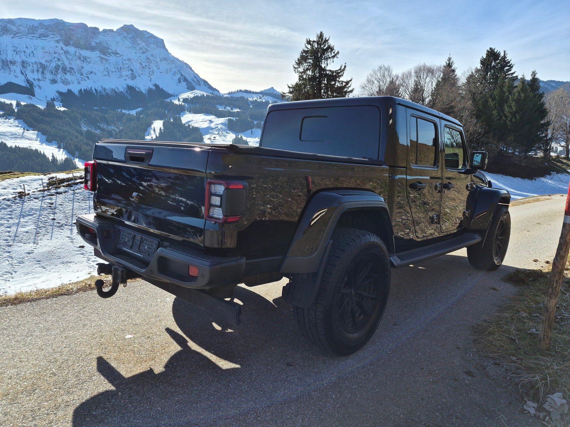 JEEP Gladiator 3.0 V6 Overland-image-6
