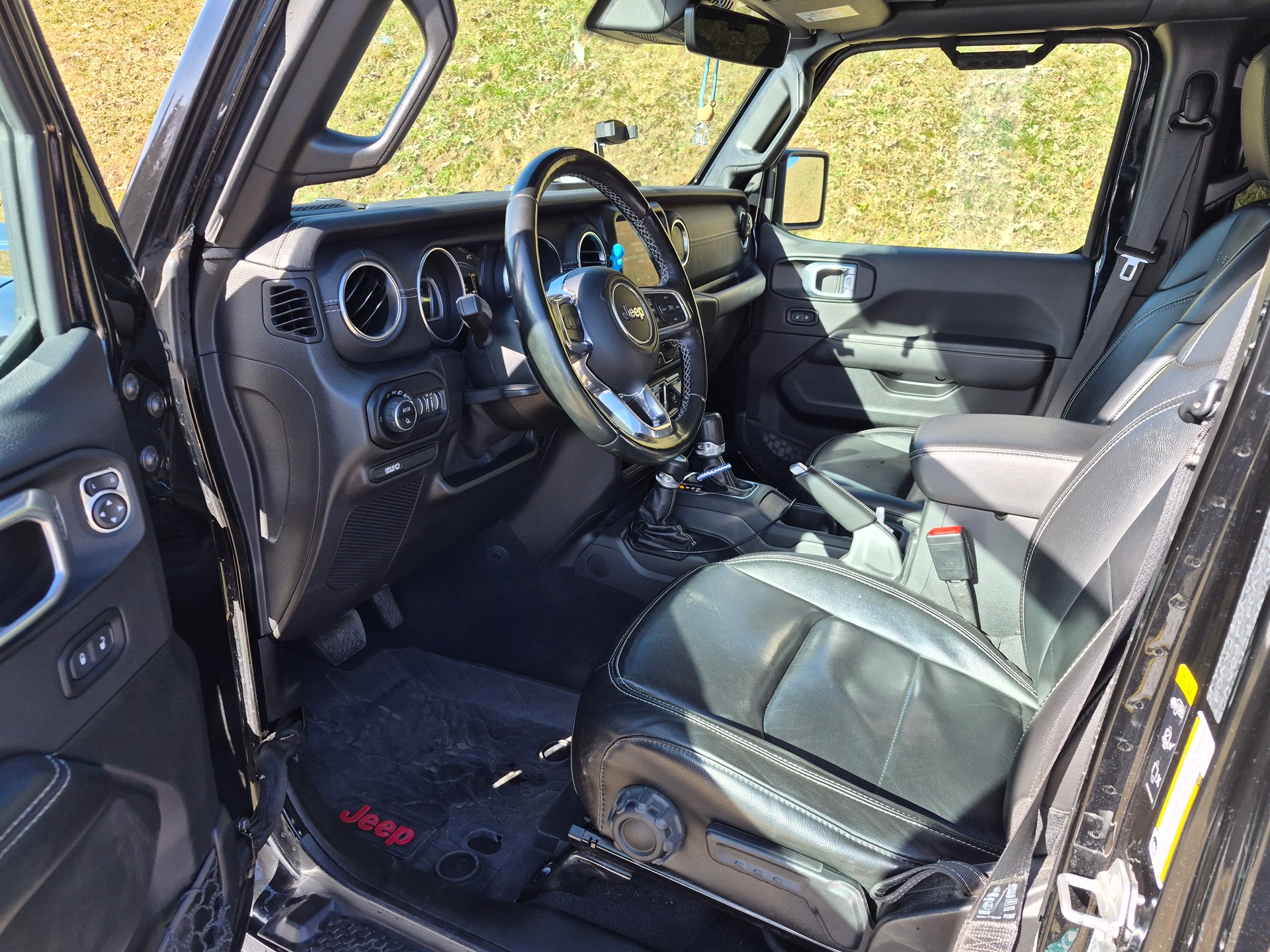 JEEP Gladiator 3.0 V6 Overland-image-11