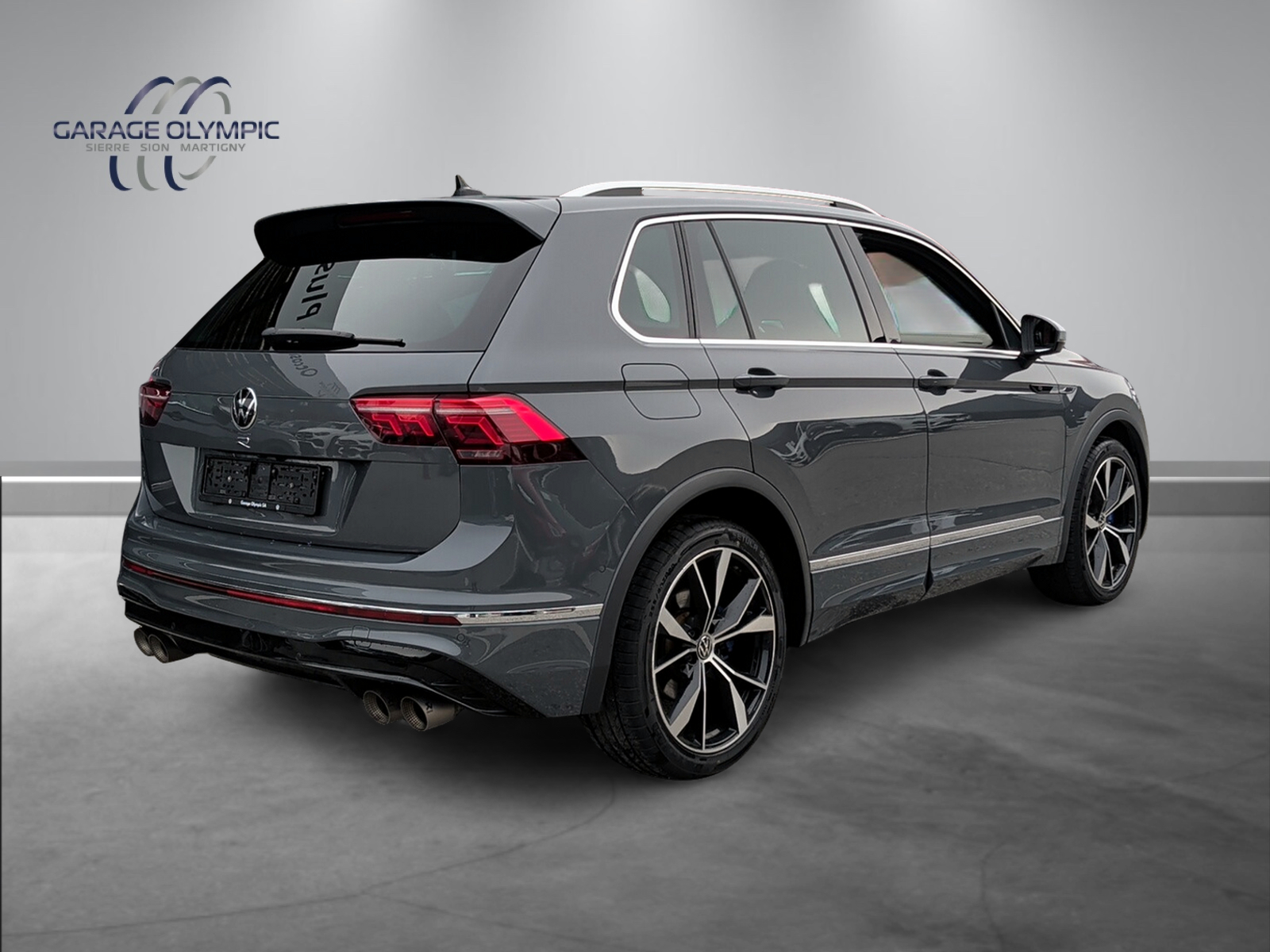 VW Tiguan 2.0TSI R 4Motion DSG-image-2