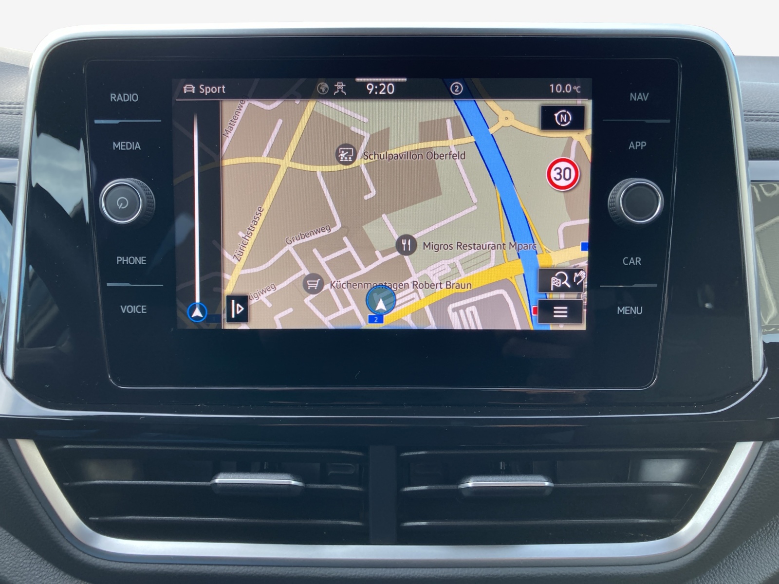 VW T-Roc 2.0 TSI R-Line DSG 4Motion-image-13
