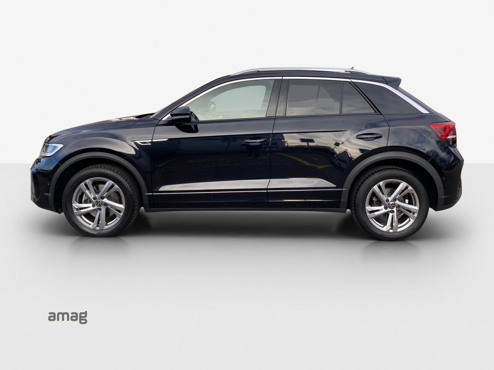 VW T-Roc 2.0 TSI R-Line DSG 4Motion-image-1