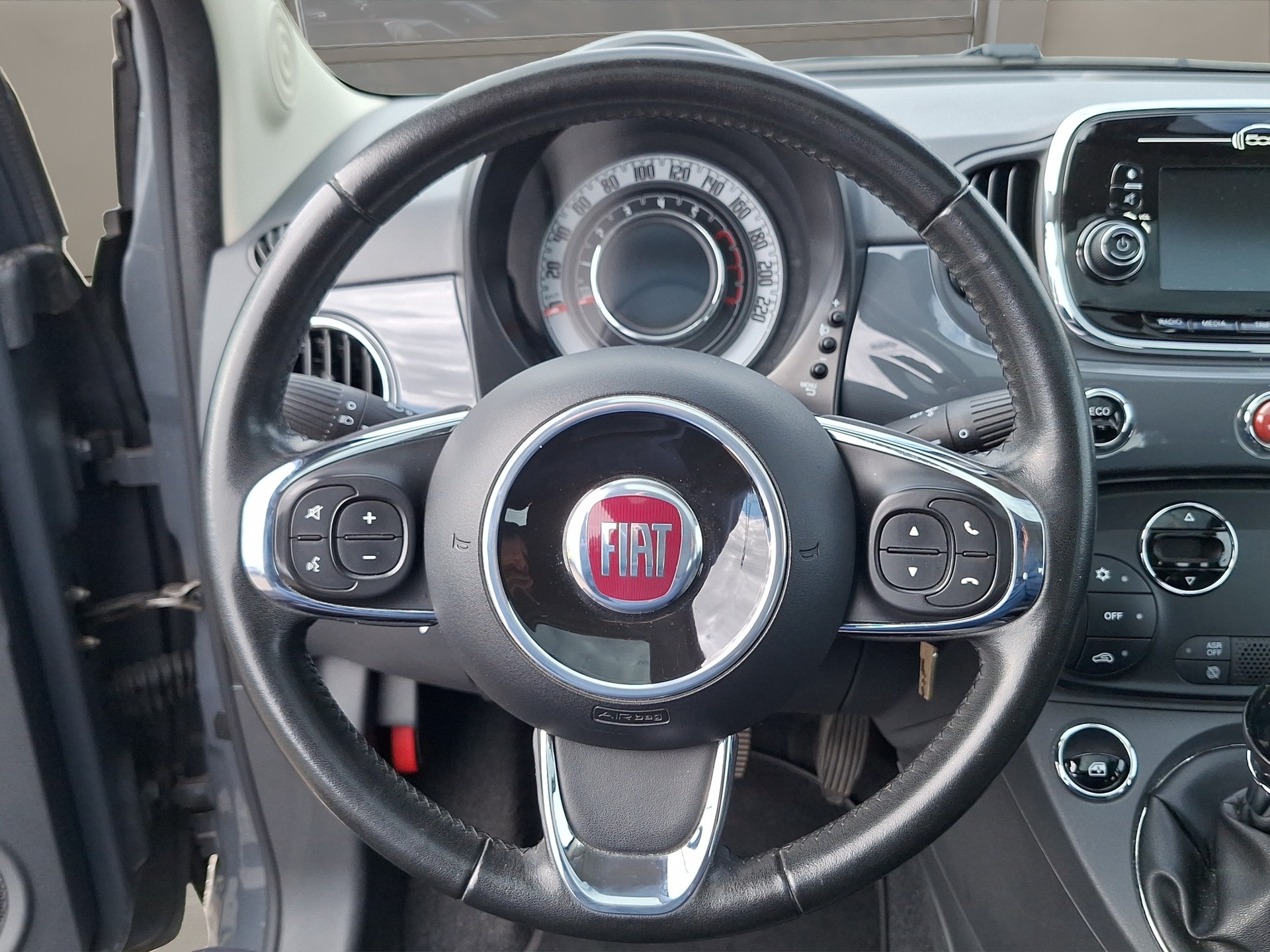FIAT 500 0.9 Twinair Turbo Lounge-image-11