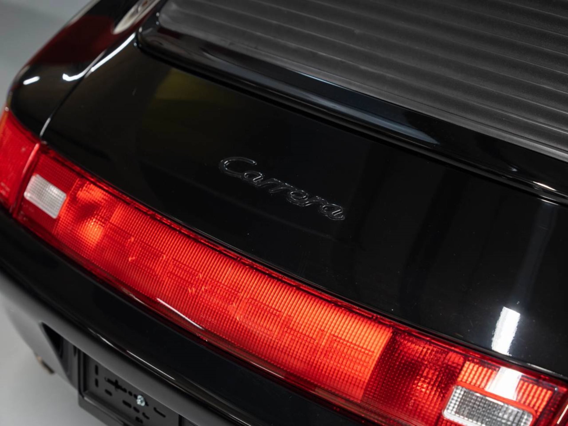 PORSCHE 911 Carrera Cabriolet-image-23
