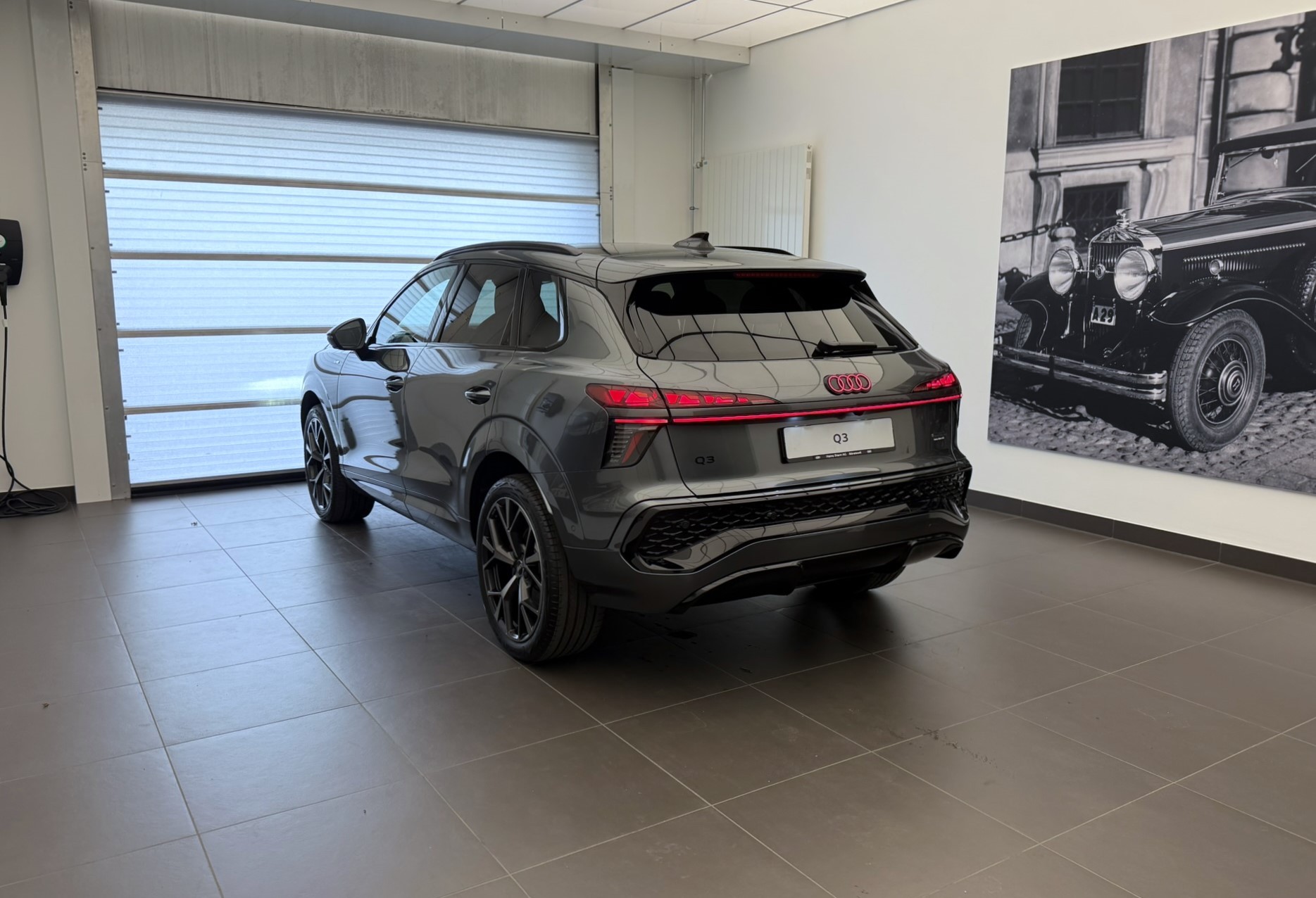 AUDI Q3 SUV TFSI quattro 195 kW S tronic-image-25