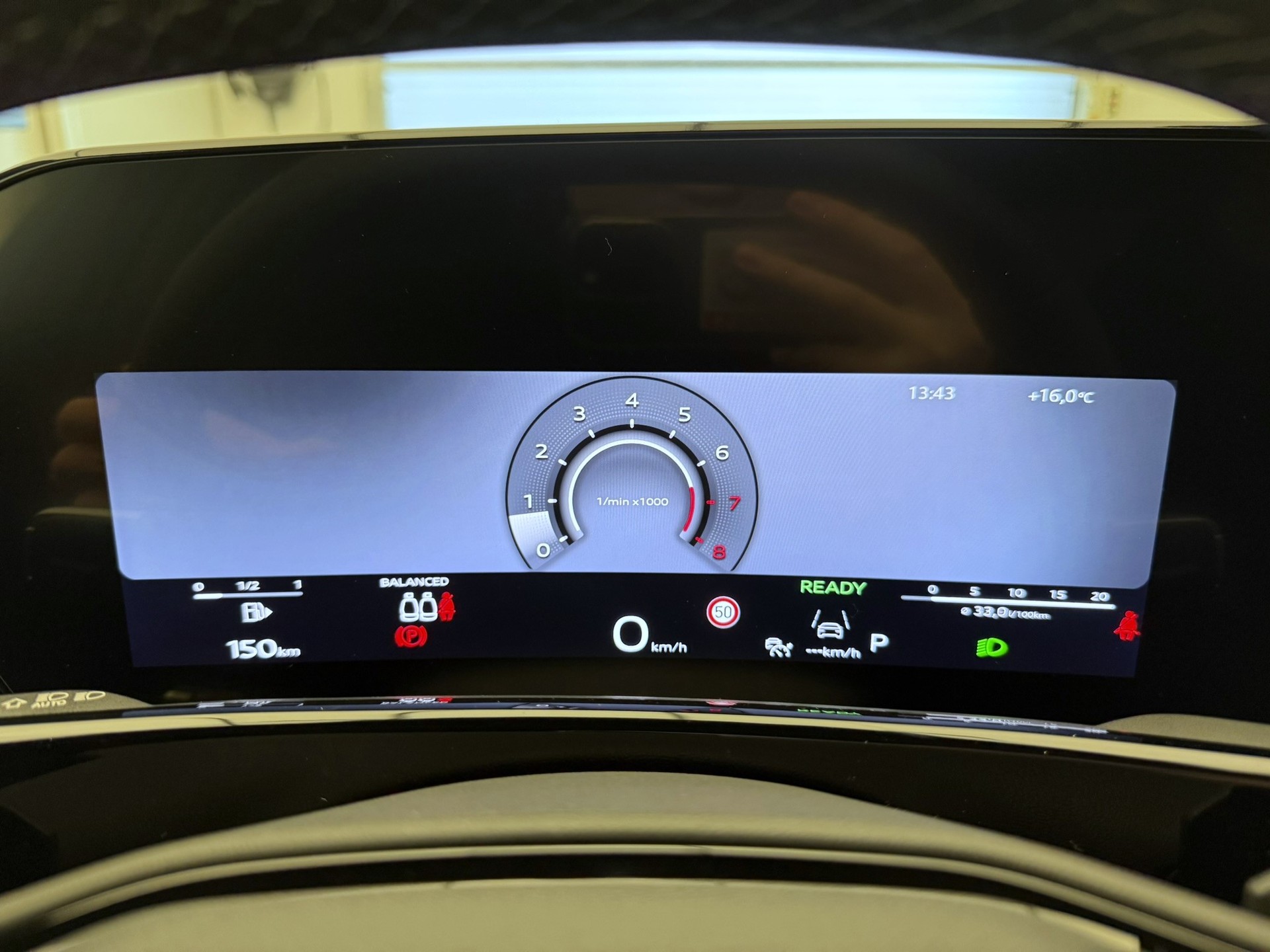 AUDI Q3 SUV TFSI quattro 195 kW S tronic-image-10