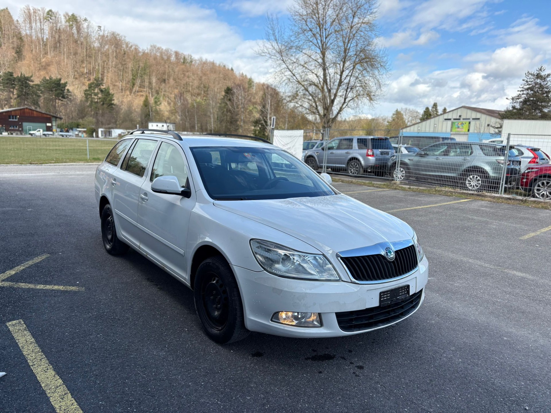 SKODA Octavia Combi 1.6 TDI Elegance 4x4-image-1