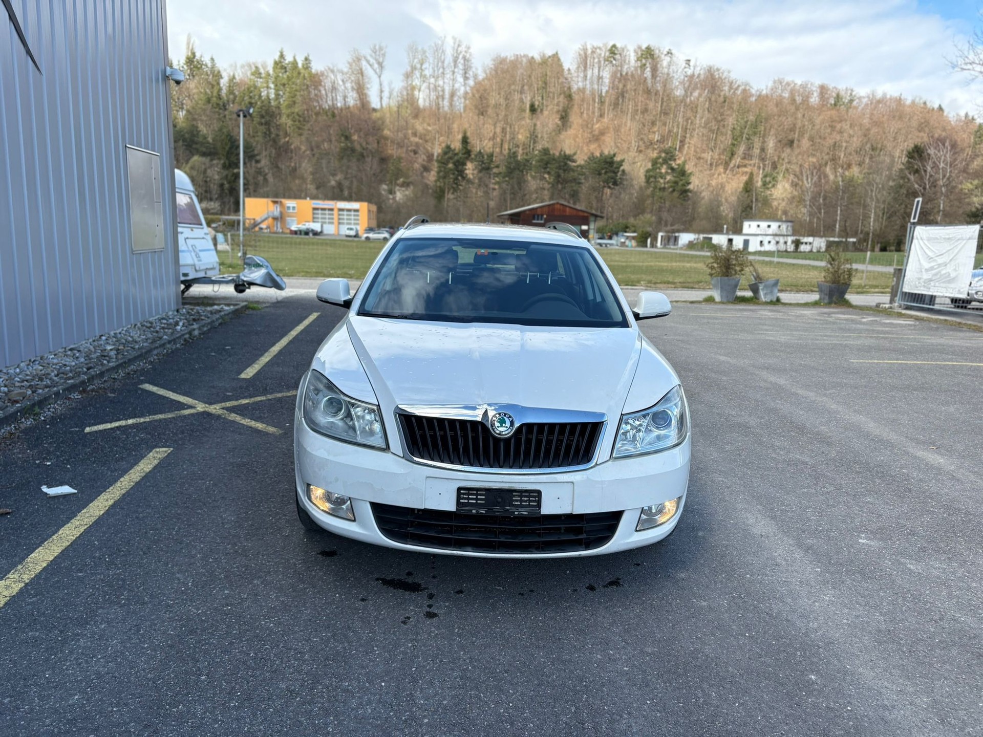 SKODA Octavia Combi 1.6 TDI Elegance 4x4-image-2