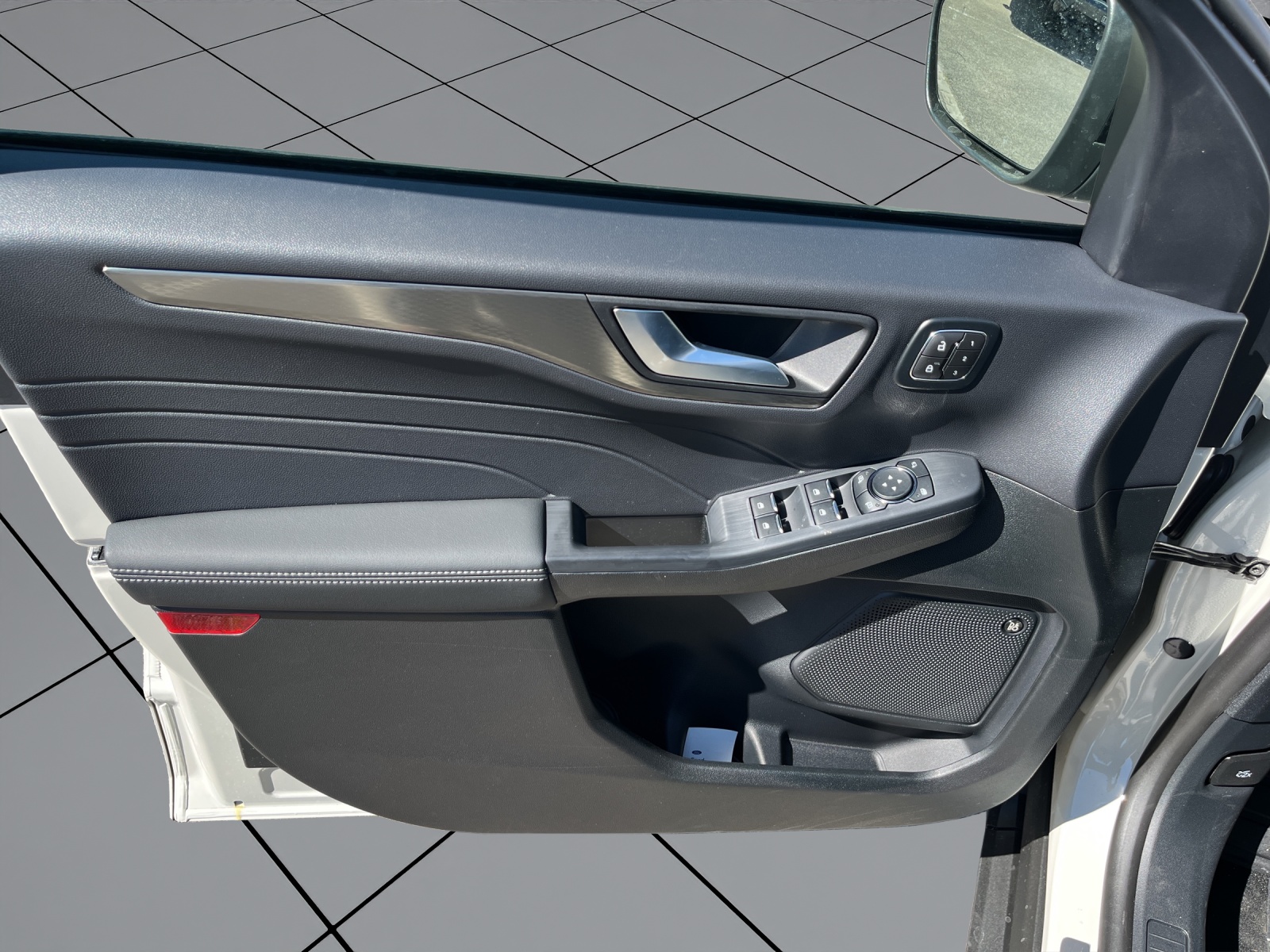 FORD Kuga 2.5 PHEV Sound Edition FWD-image-5