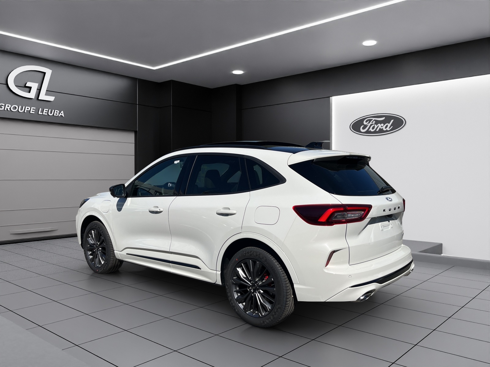 FORD Kuga 2.5 PHEV Sound Edition FWD-image-3