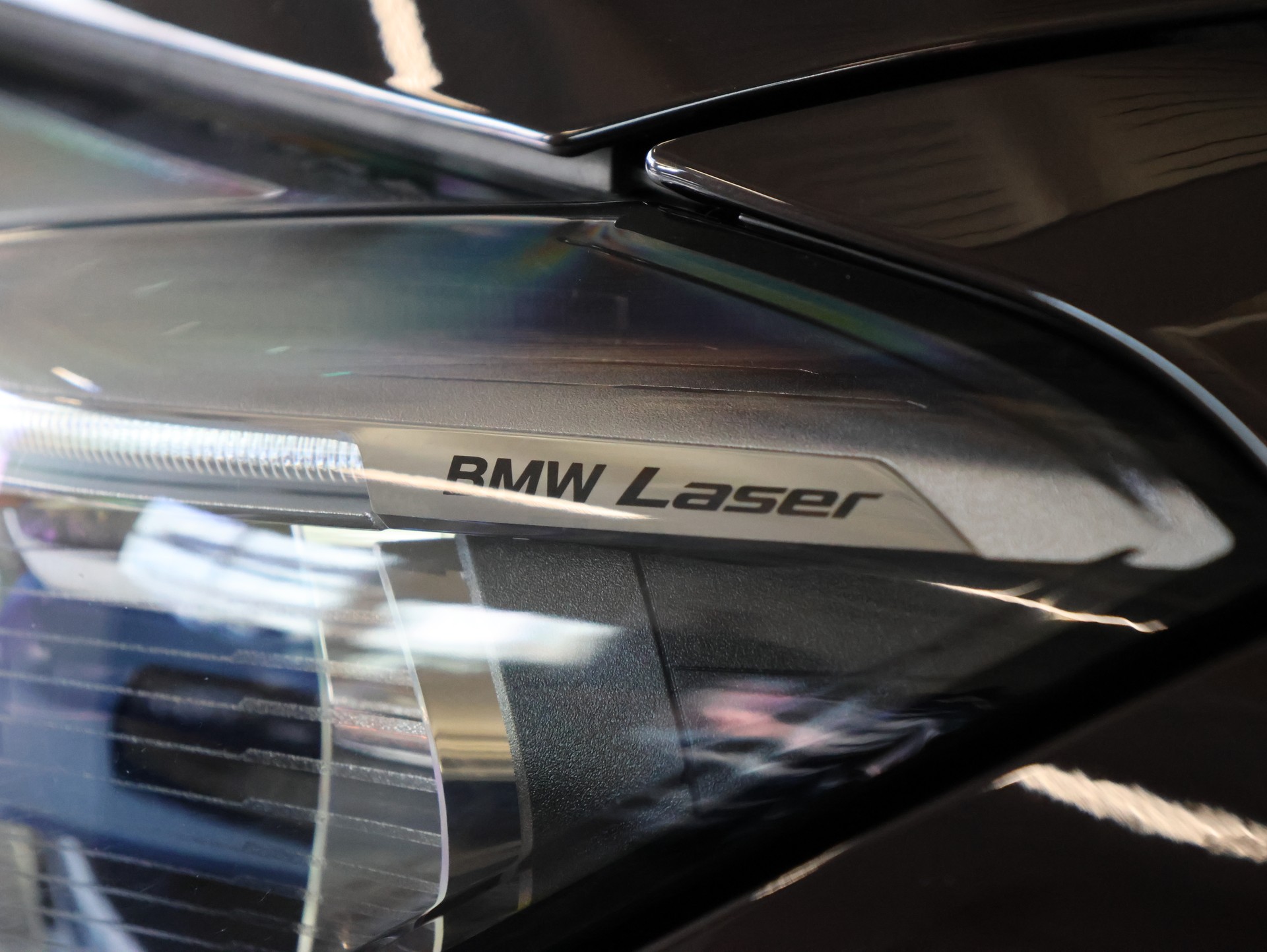 BMW 745Le xDrive Steptronic *MASSAGESITZE* *BOWERS & WILKINS DIAMONDS* *SKY LOUNGE*-image-10