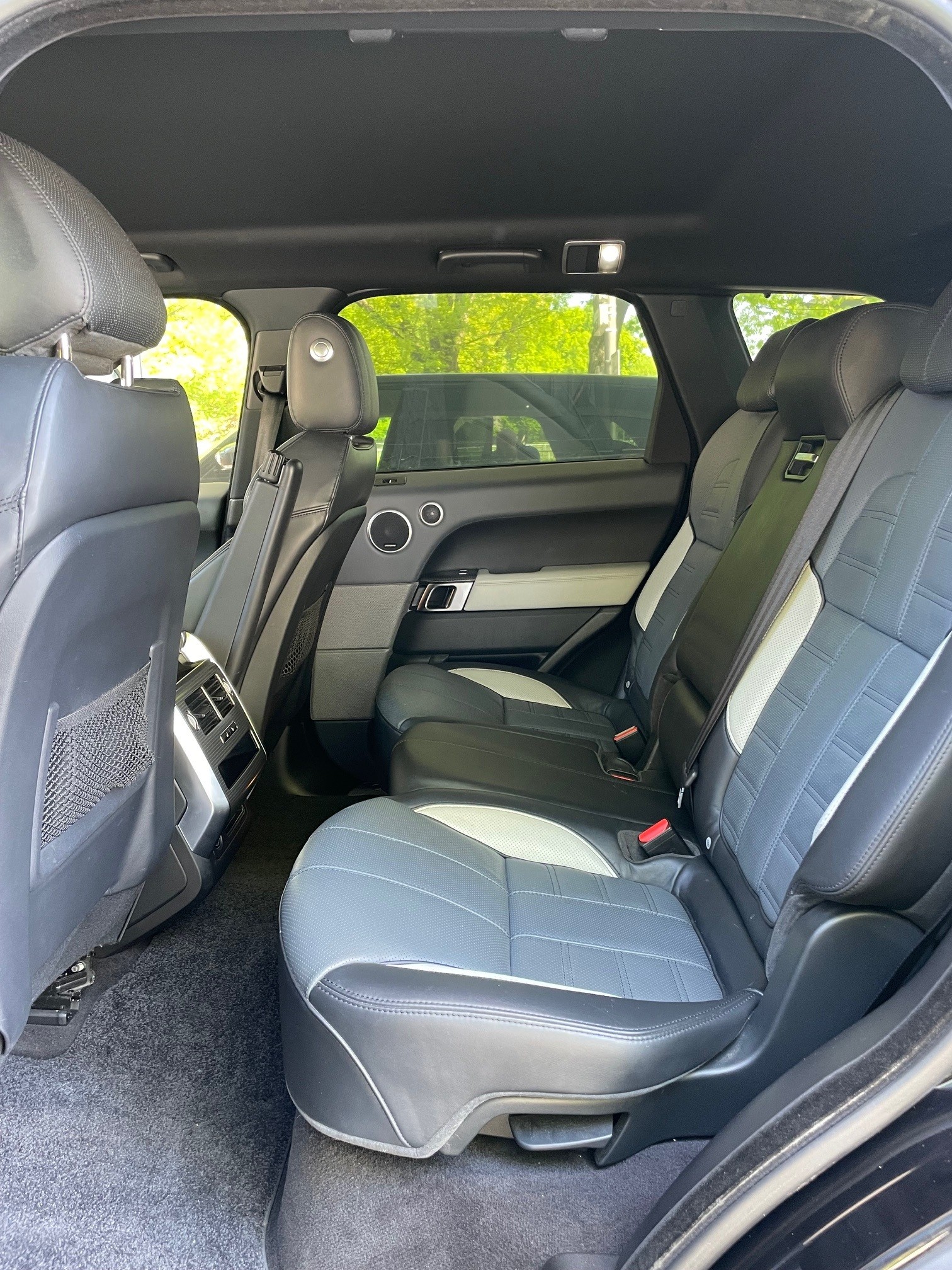 LAND ROVER Range Rover Sport 3.0 SDV6 Autobiography Dynamic-image-17