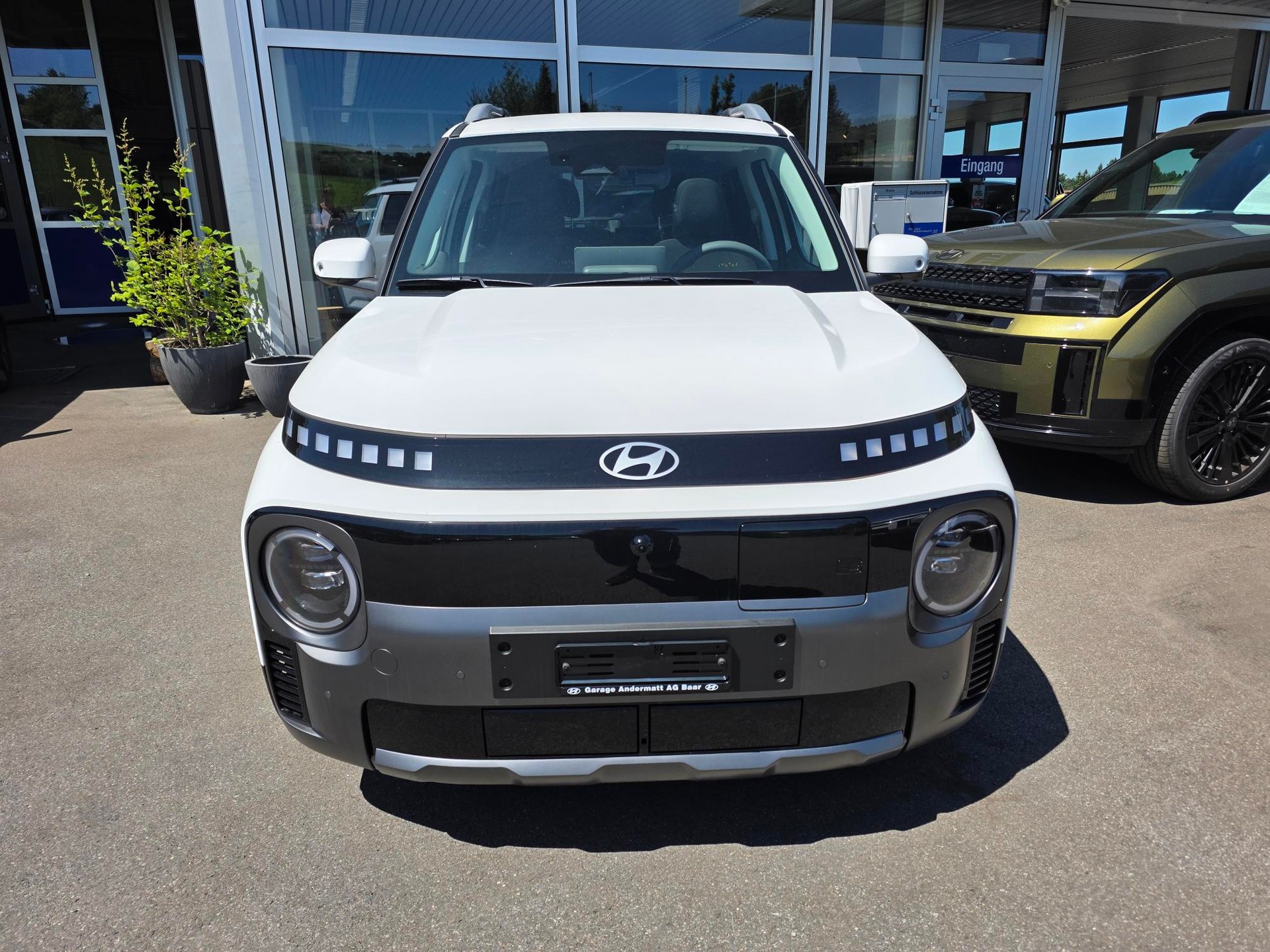 HYUNDAI Inster 49kWh Vertex Cross-image-1