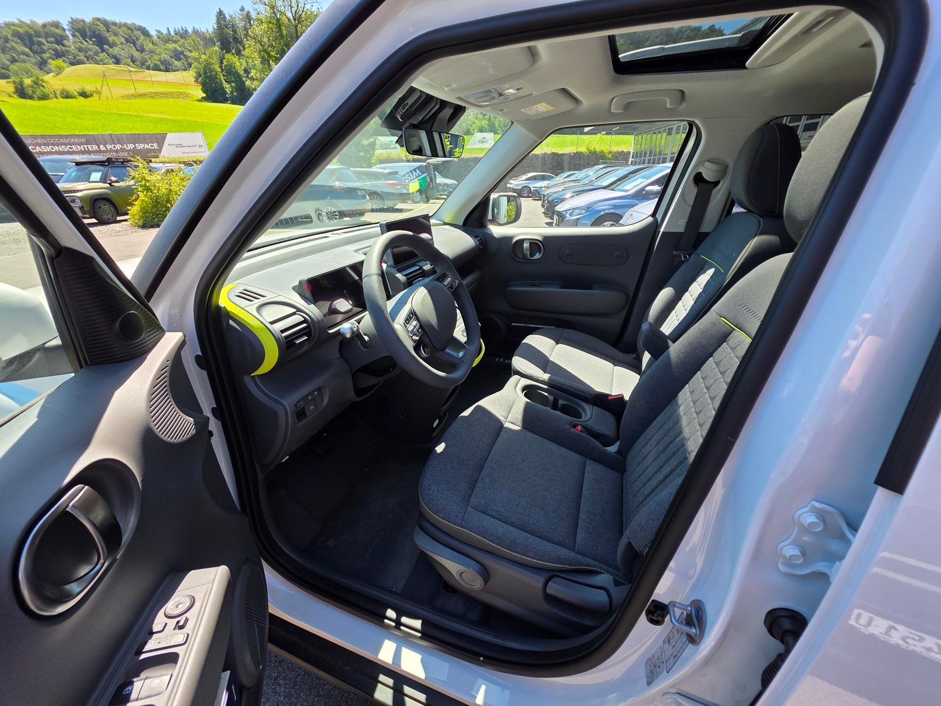 HYUNDAI Inster 49kWh Vertex Cross-image-9