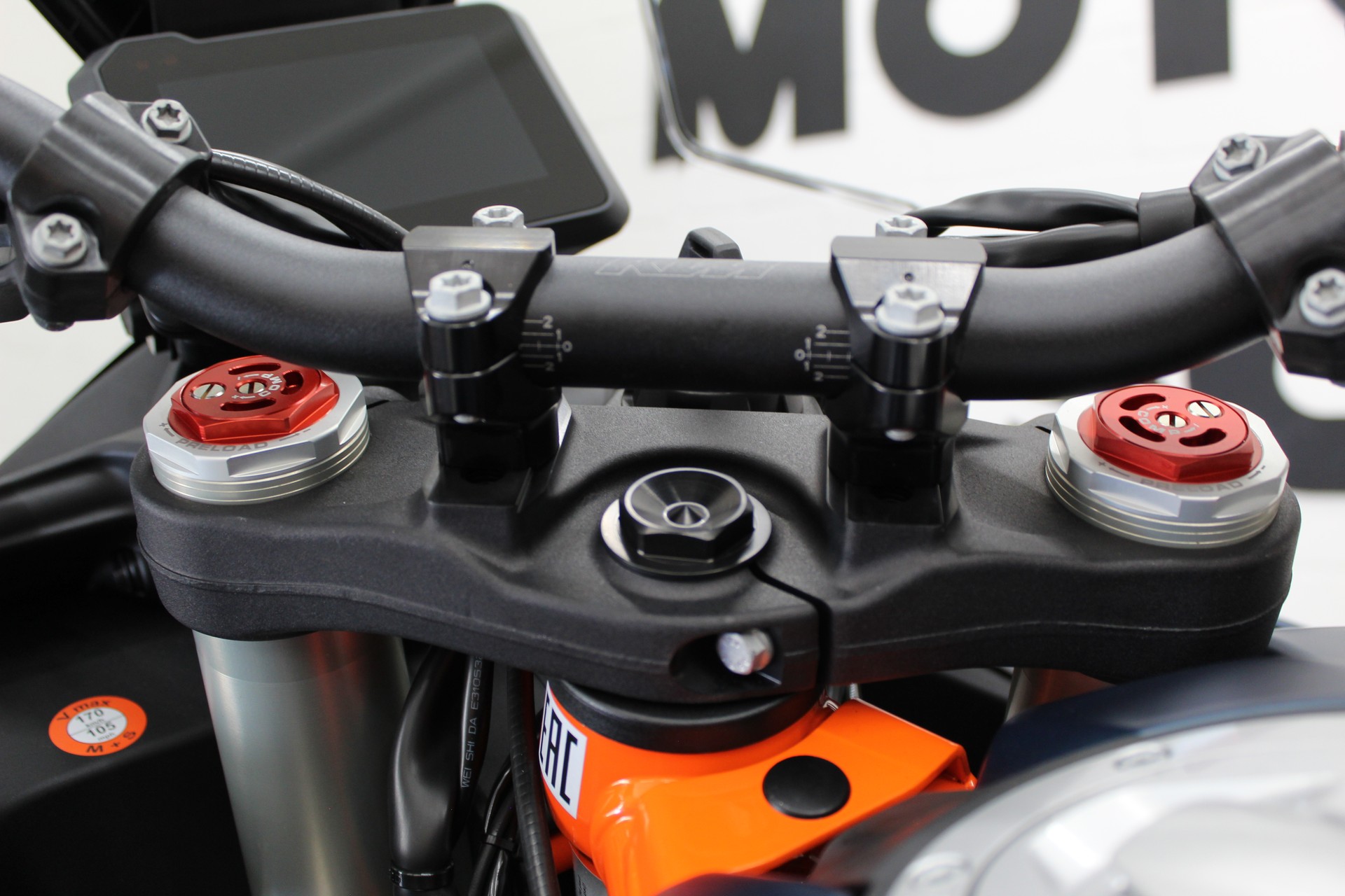 KTM 890 Adventure R Rally-image-9
