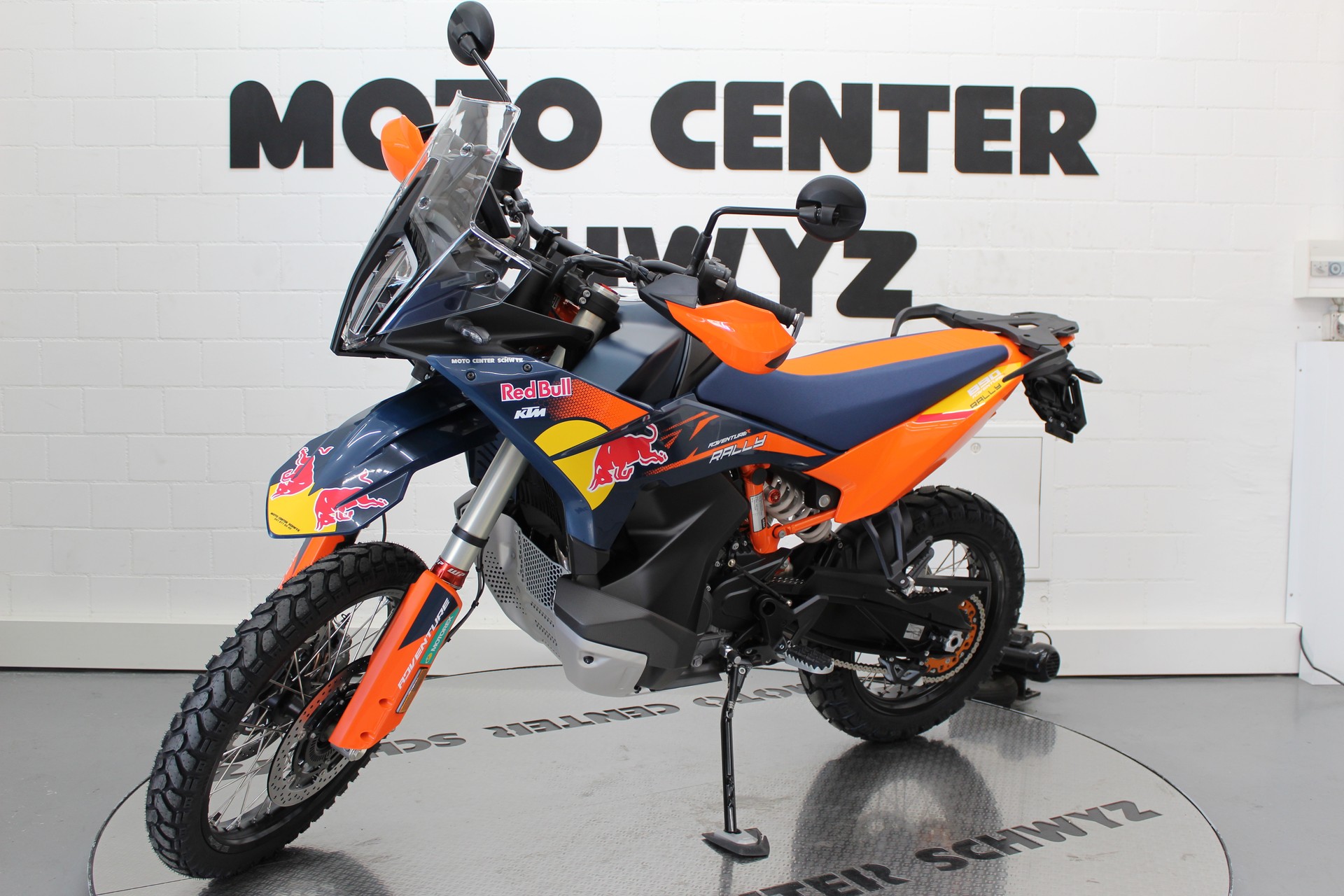 KTM 890 Adventure R Rally-image-4