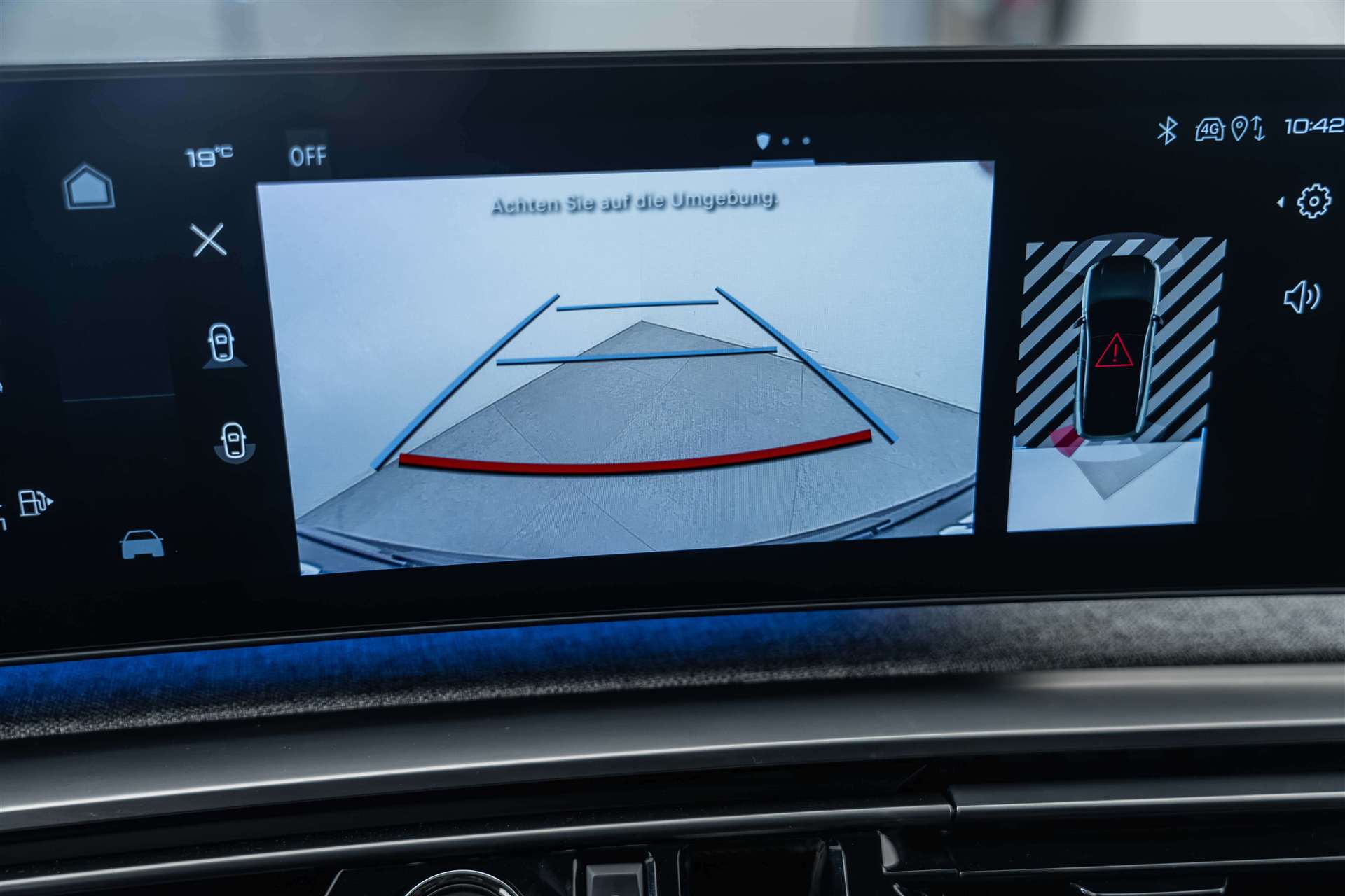 PEUGEOT 3008 136 e-DCS6 Hybrid GT-image-16
