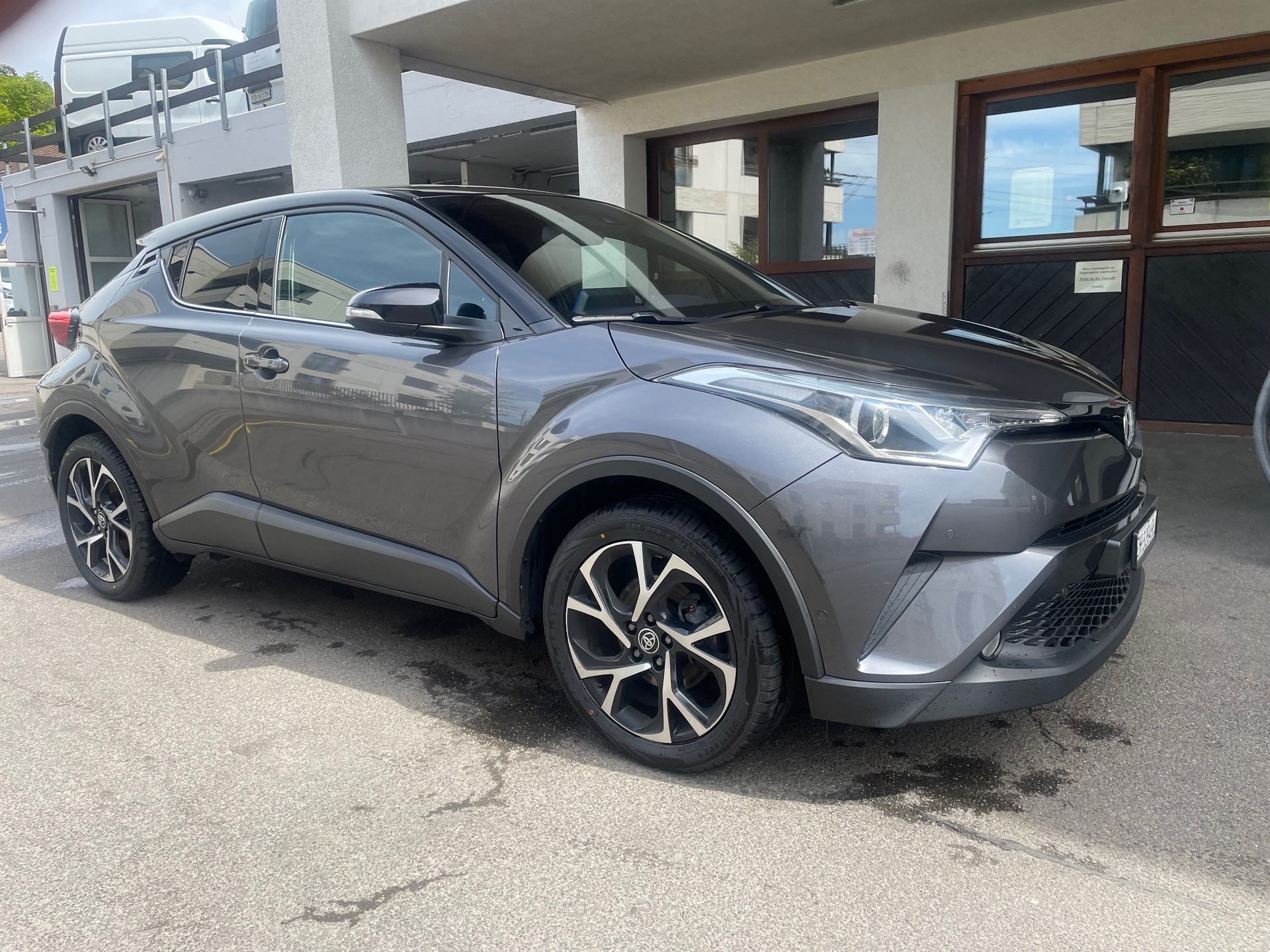 TOYOTA C-HR 1.2 Turbo Style 4WD Multidrive S, 116 PS, 7 St. Aut., 4X4 , 10 Monate oder 185'000 km TOYOTA GARANTIE, MFK NEU-image-1
