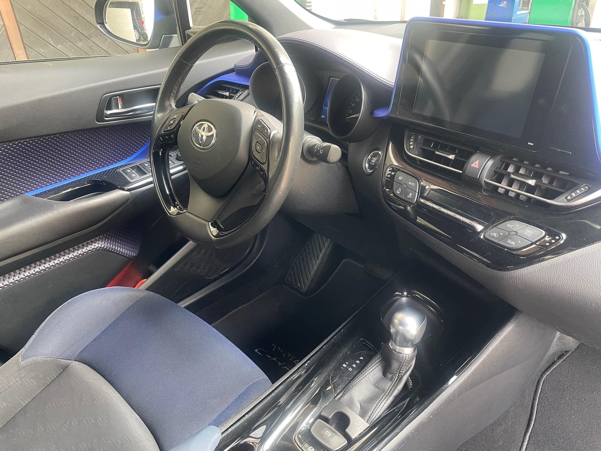 TOYOTA C-HR 1.2 Turbo Style 4WD Multidrive S, 116 PS, 7 St. Aut., 4X4 , 10 Monate oder 185'000 km TOYOTA GARANTIE, MFK NEU-image-9