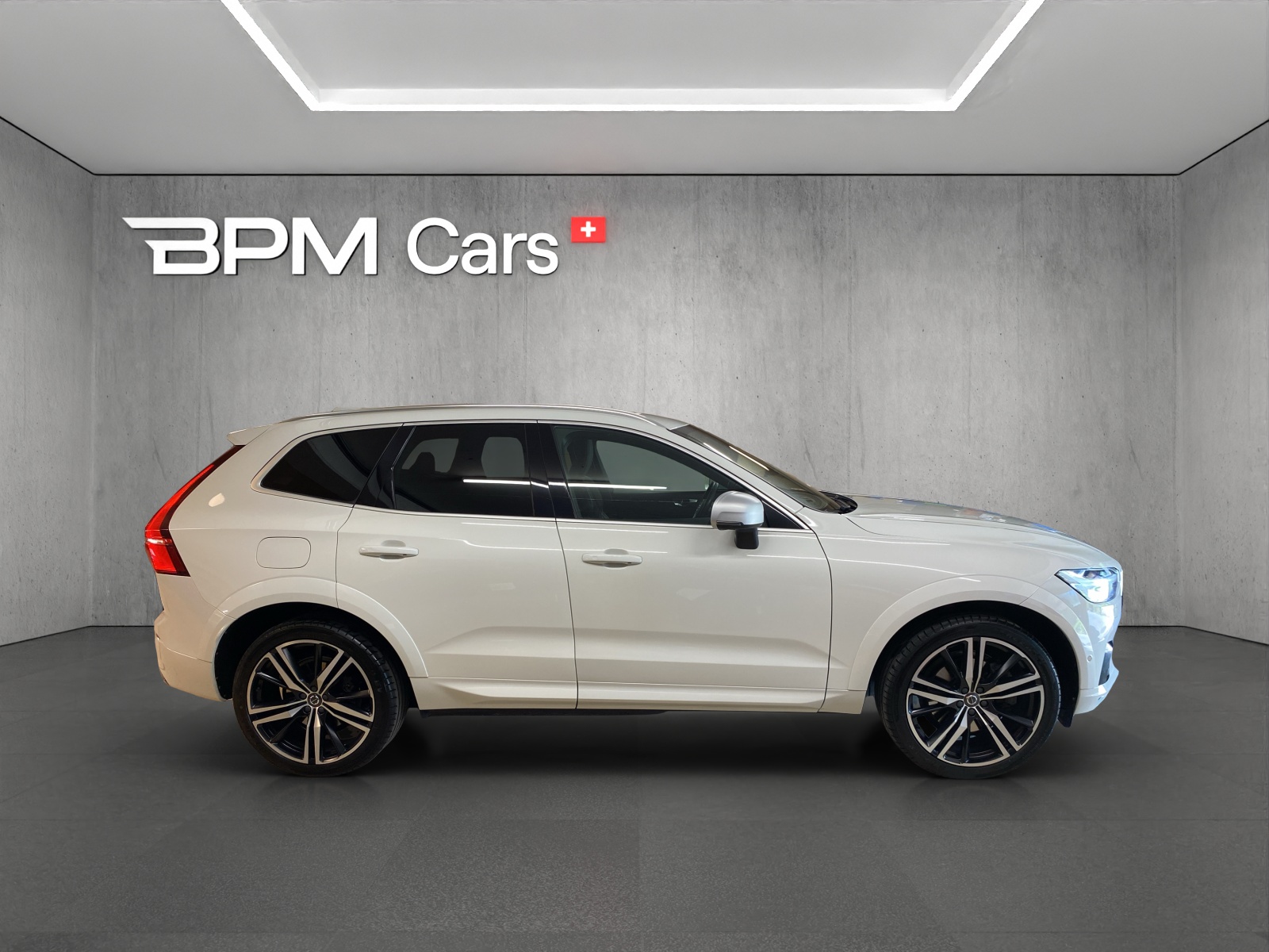 VOLVO XC60 T5 AWD R-Design Geartronic-image-17