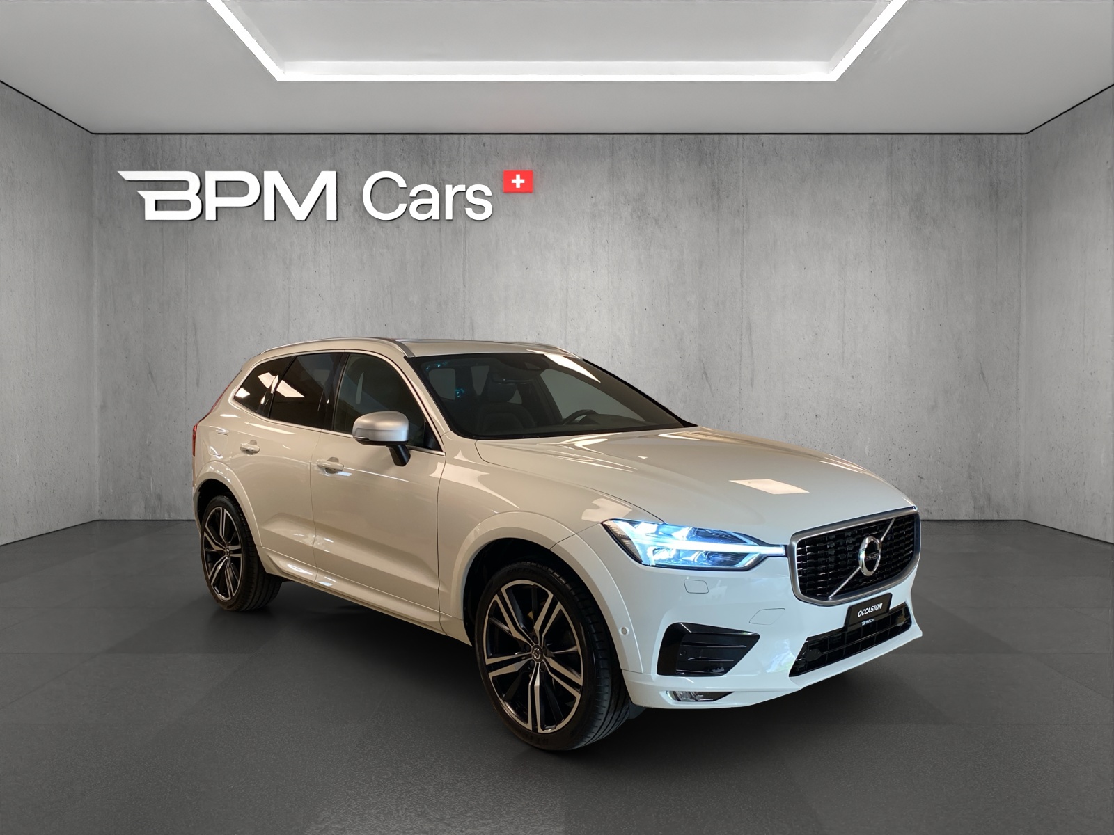 VOLVO XC60 T5 AWD R-Design Geartronic-image-4