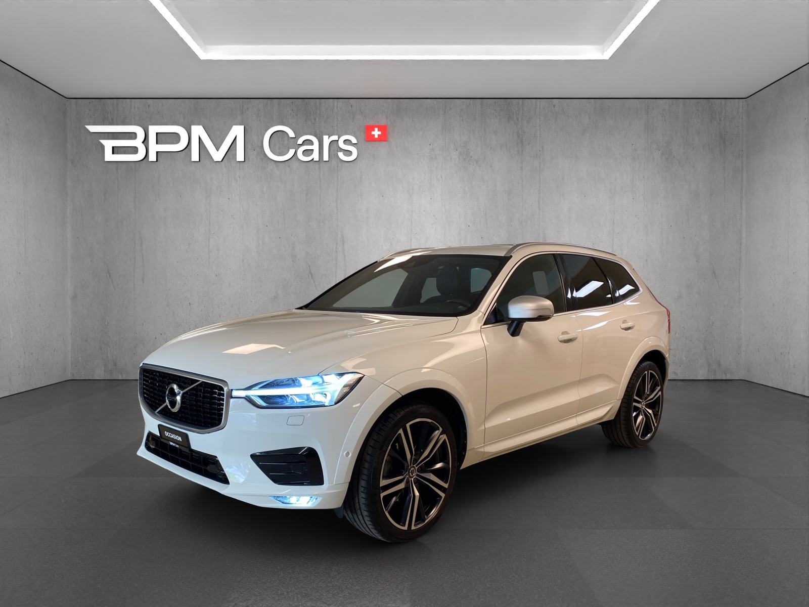 VOLVO XC60 T5 AWD R-Design Geartronic-image-0
