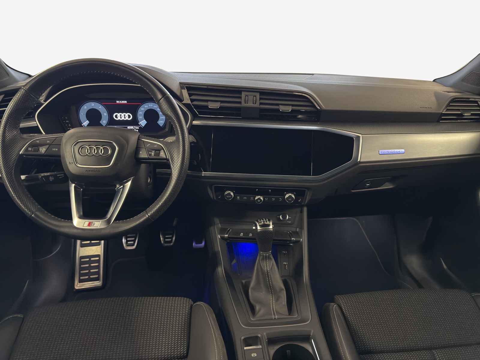 AUDI Q3 35 TDI advanced quattro-image-8
