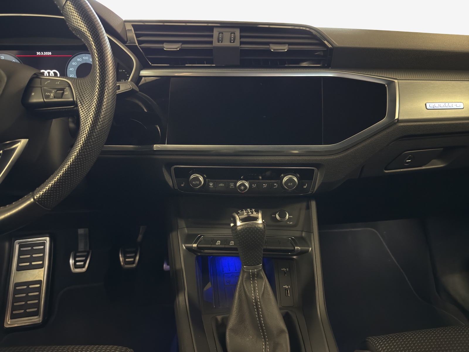 AUDI Q3 35 TDI advanced quattro-image-10
